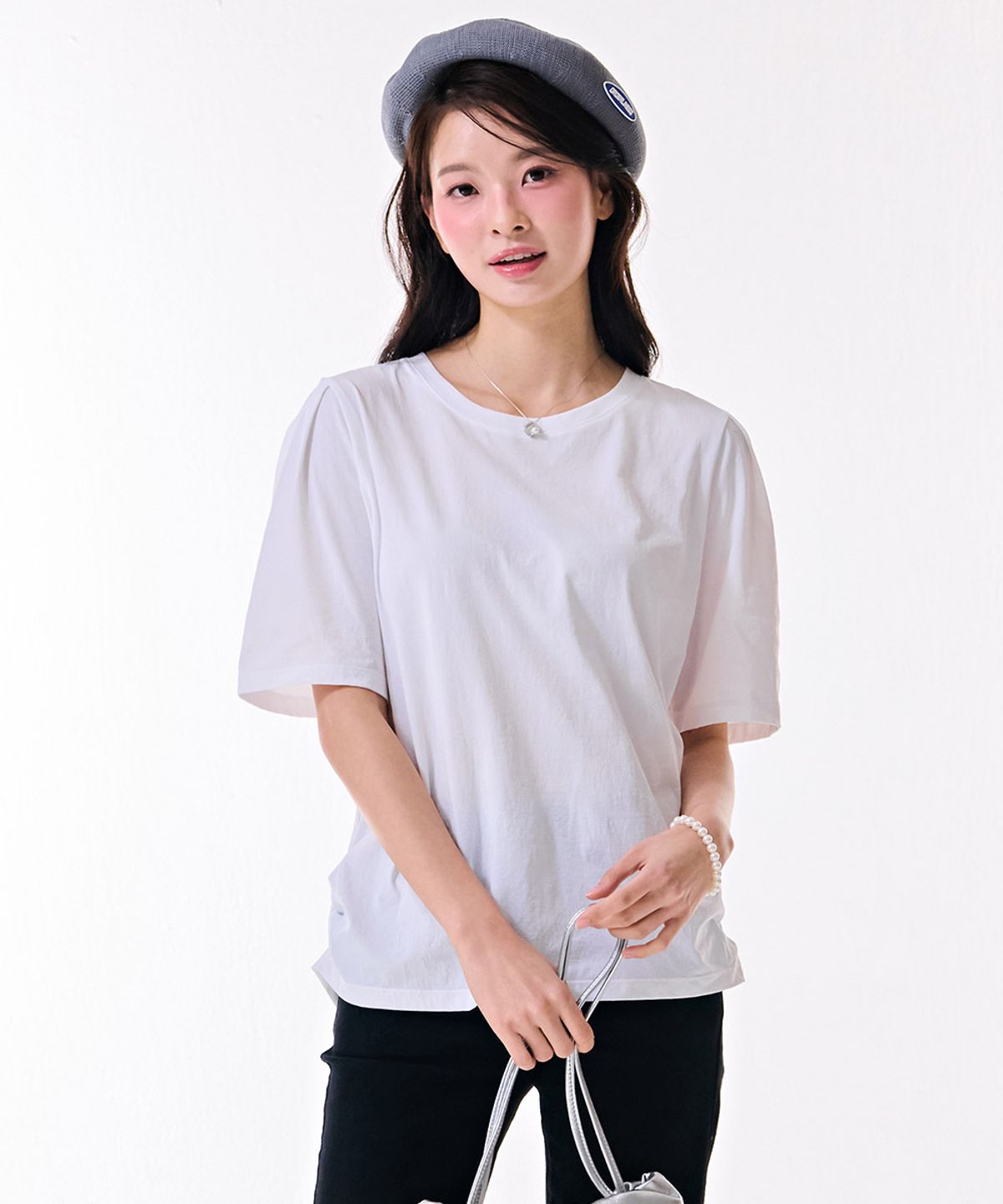 체이스컬트(CHASECULT) 여성 셔링 쿨 반팔 티셔츠-DBRG5880D01