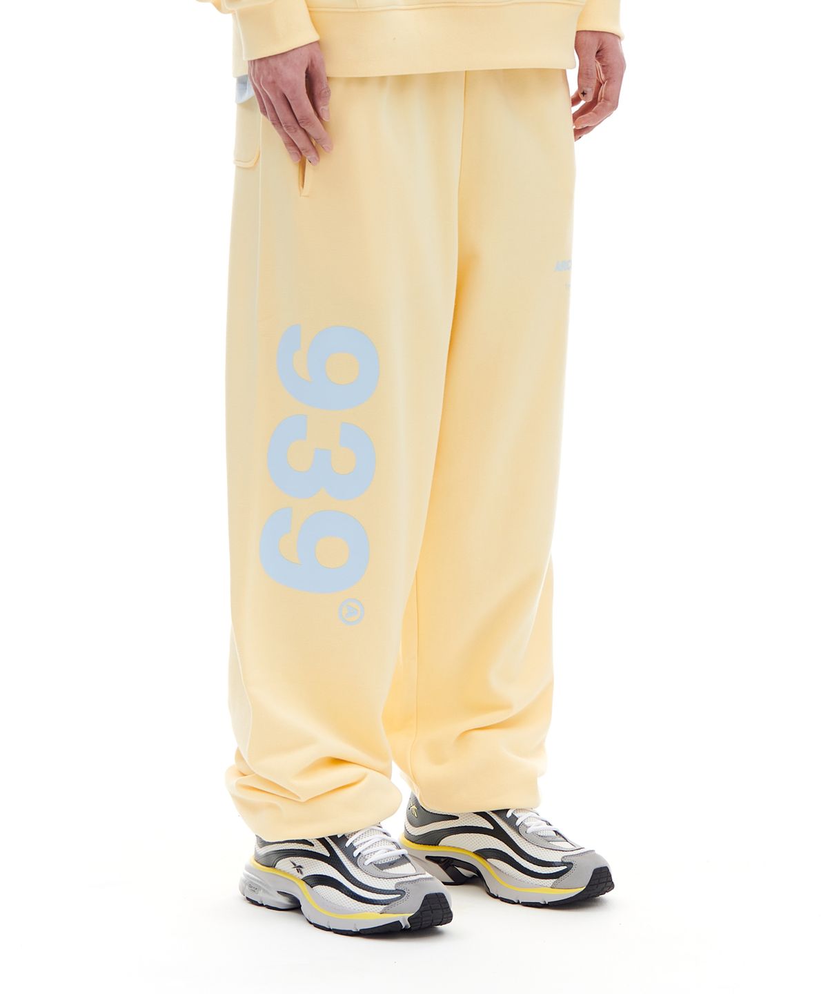 아카이브 볼드(ARCHIVE BOLD) 939 LOGO SWEAT PANTS (LEMON)