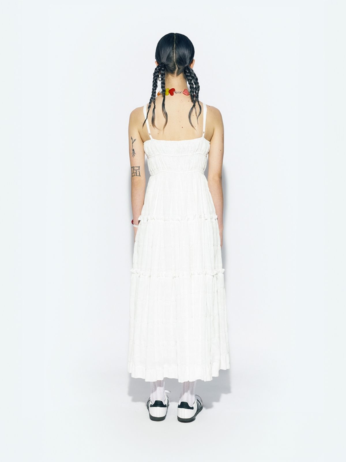 에즈이프 캘리(ASIF CALIE) GATHERING MAXI DRESS WHITE