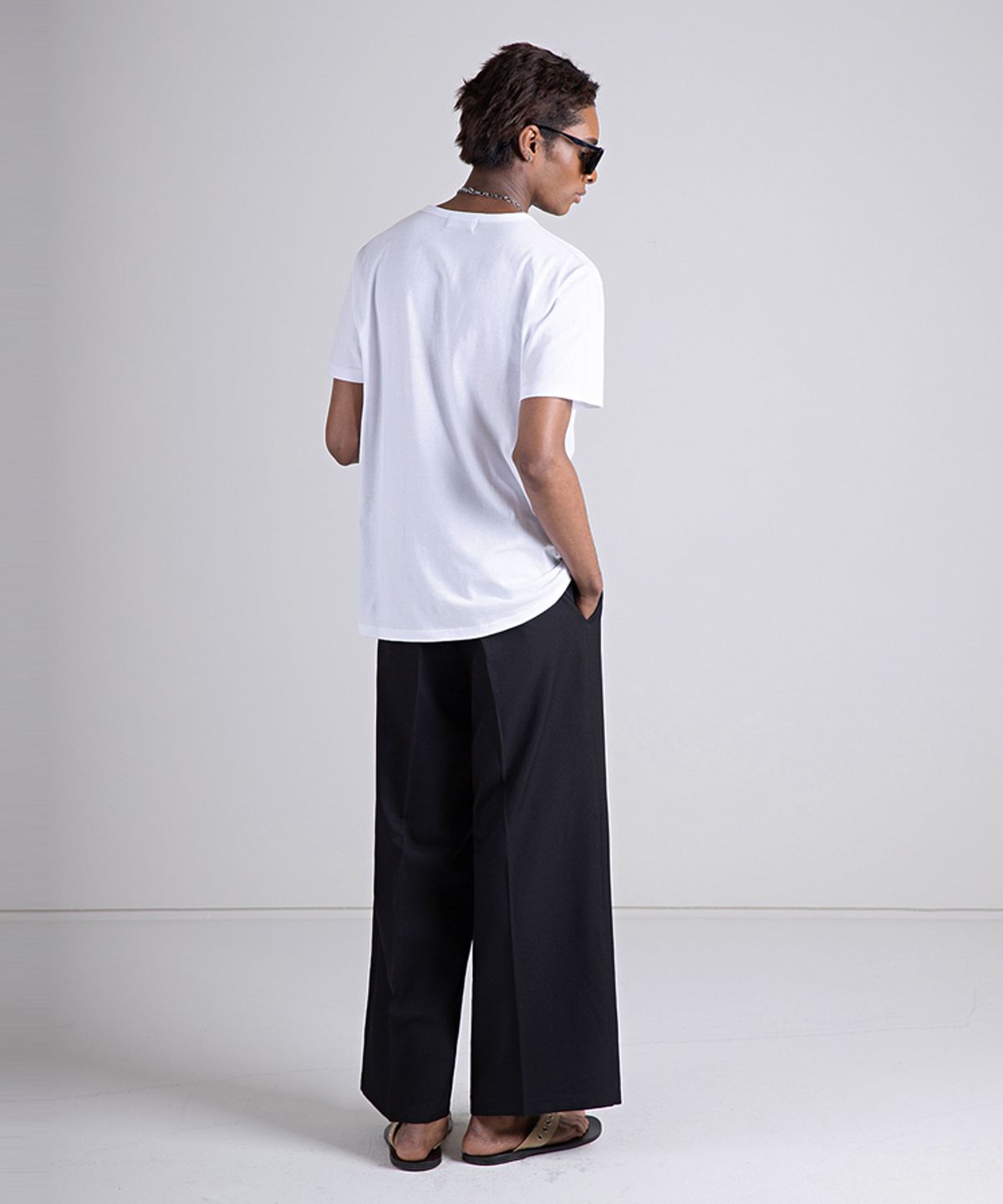 스트라이크(STRIKE) Roomy Breezy Relaxed Trousers (BLACK)