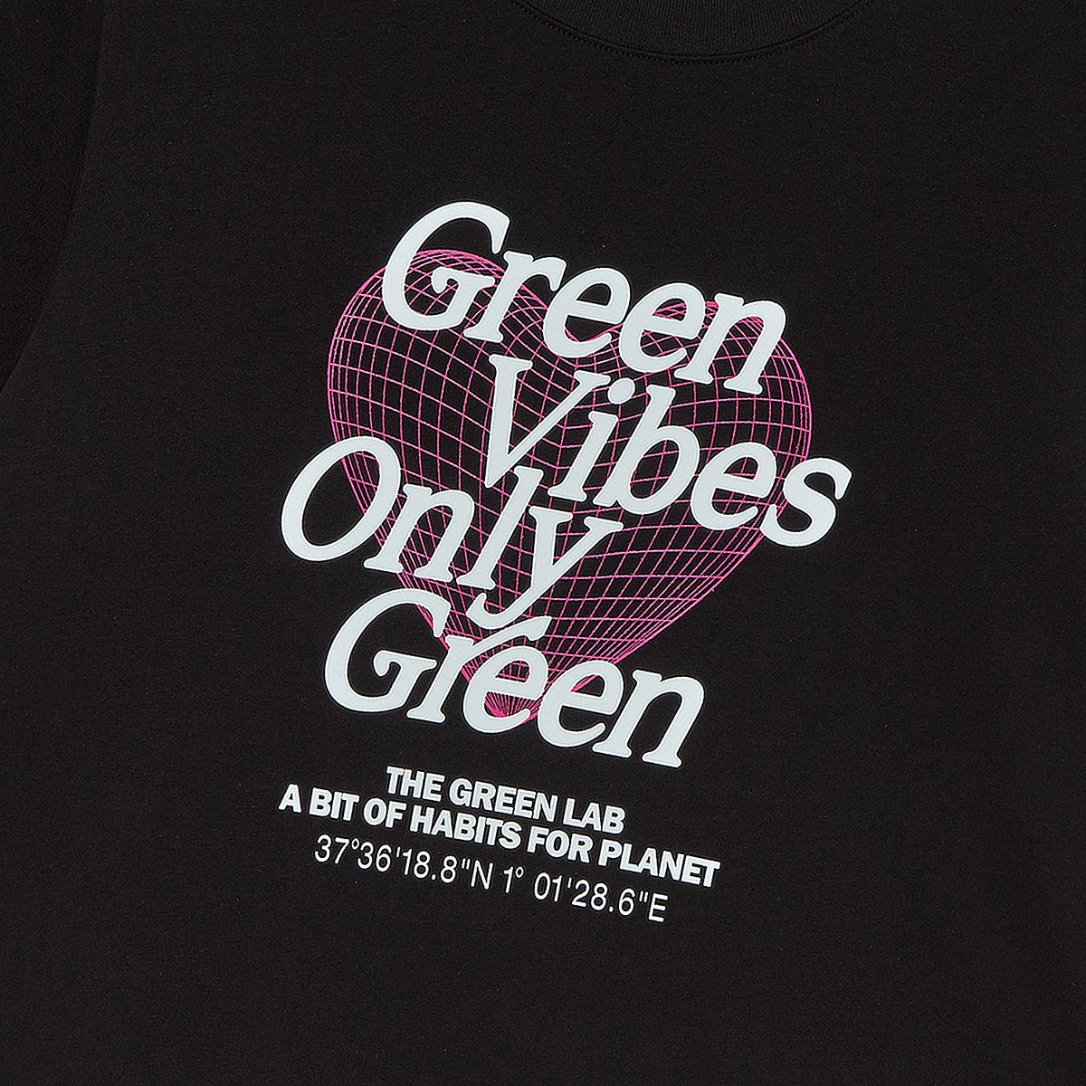 더그린랩(THE GREEN LAB) 하트플래닛 2 그래픽반팔티셔츠 [블랙]