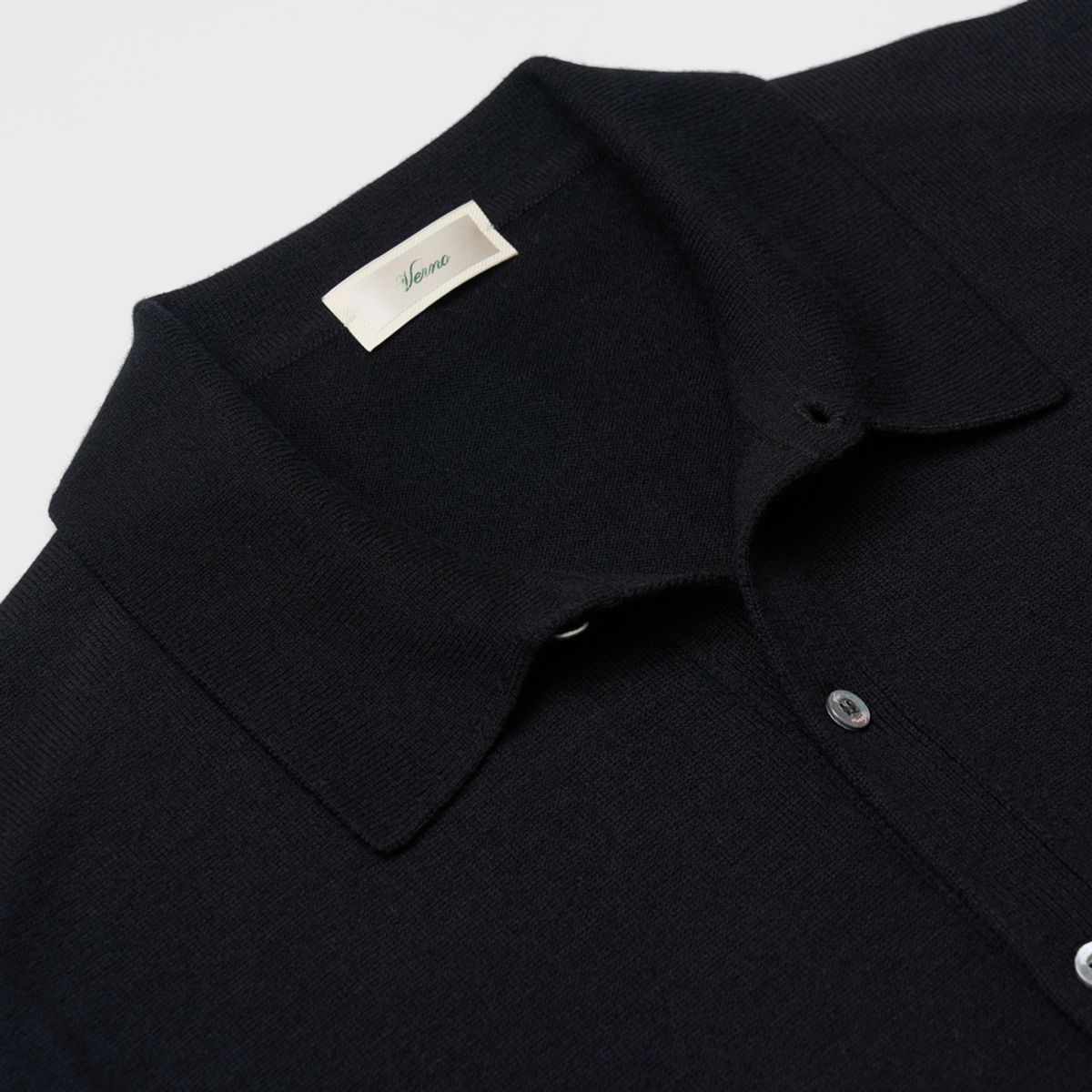 베르노(VERNO) 24SS Essential collar cardigan Black