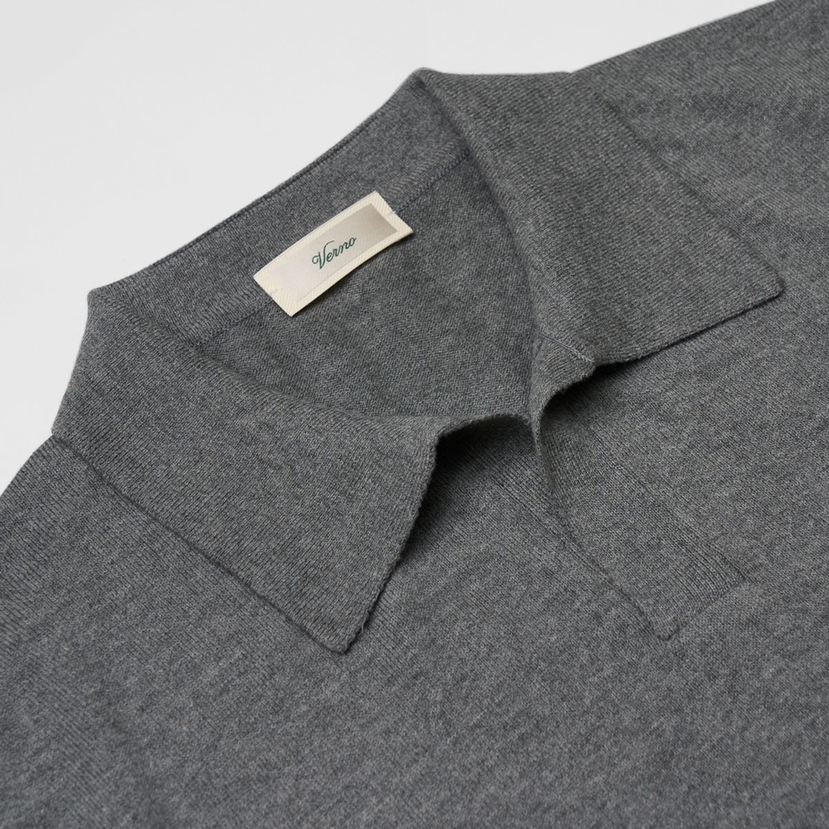베르노(VERNO) 24SS Essential open collar knit Gray