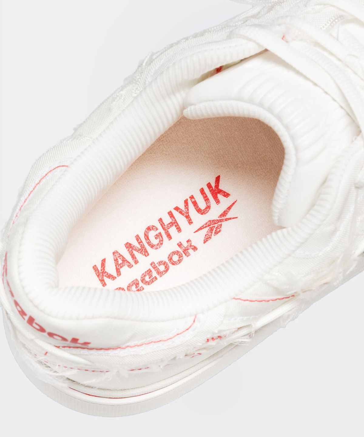리복(REEBOK) Reebok X KANGHYUK CLUB C LTD - 화이트 / RMIA04DC99FAB0020300