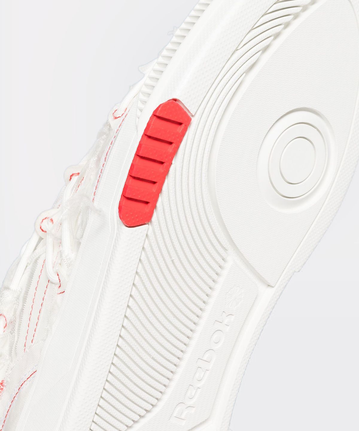 리복(REEBOK) Reebok X KANGHYUK CLUB C LTD - 화이트 / RMIA04DC99FAB0020300
