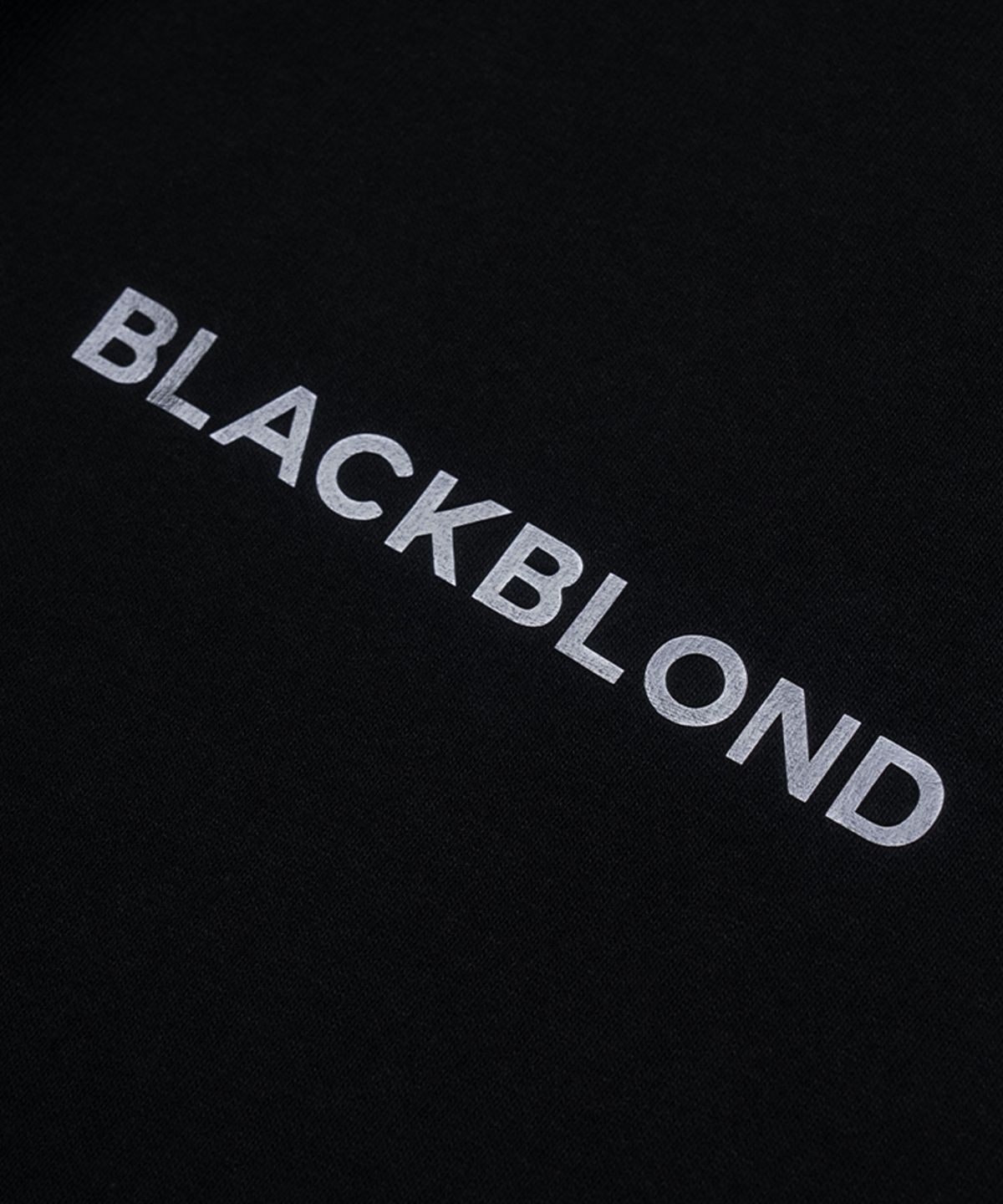 블랙블론드(BLACKBLOND) 비비디 레스컬 긴팔티 (블랙)