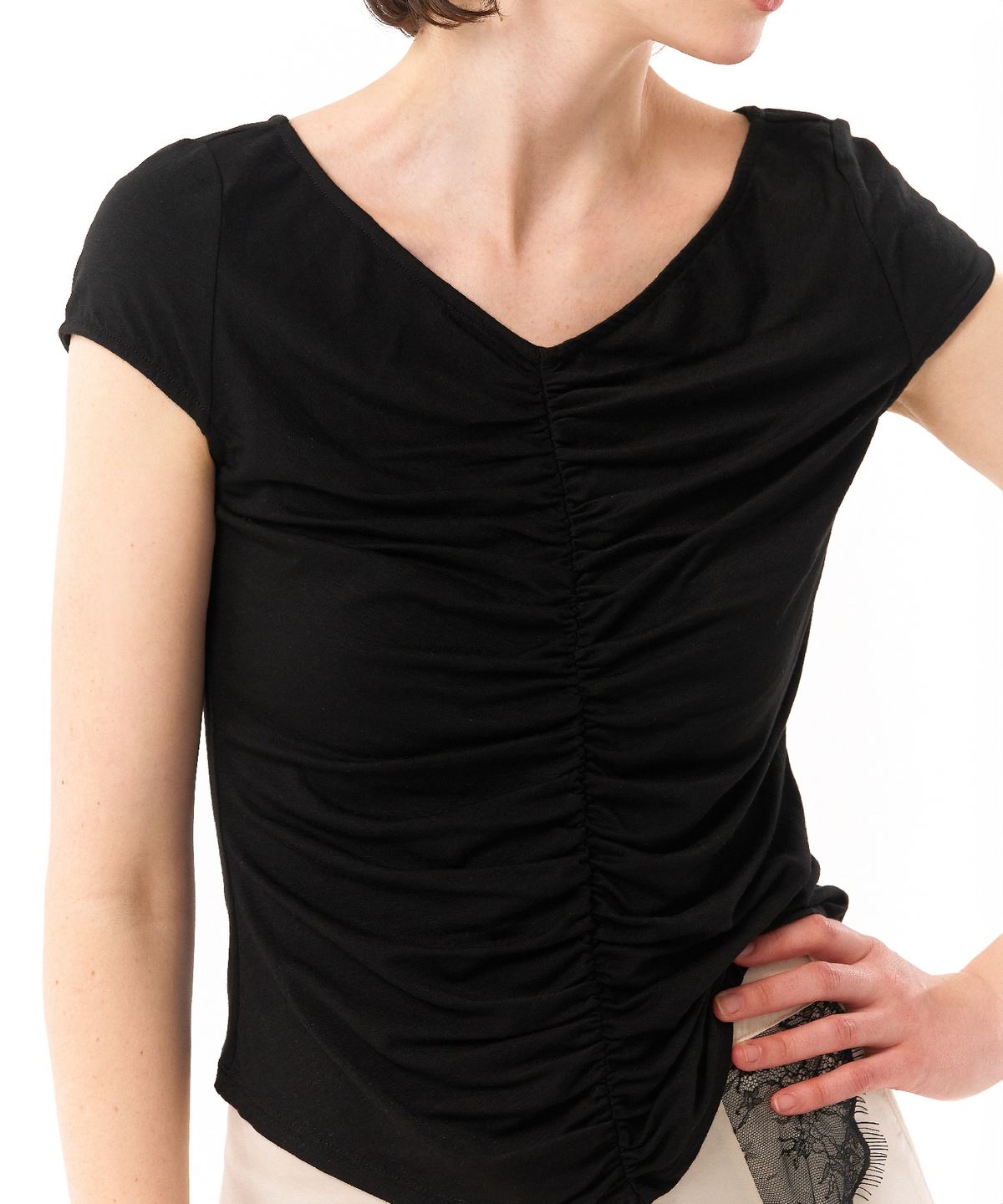 레트흐드레뚜왈(LETTRE DE LE TOILE) Iris front shirring top (black)