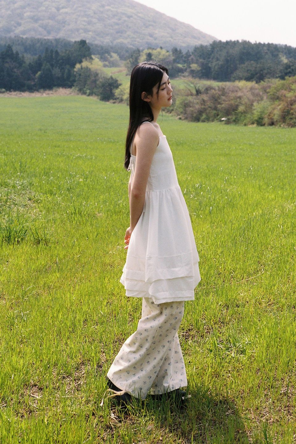 MUSINSA公式 | OHESHIO FLORAL CARPENTER PANTS, CREAM