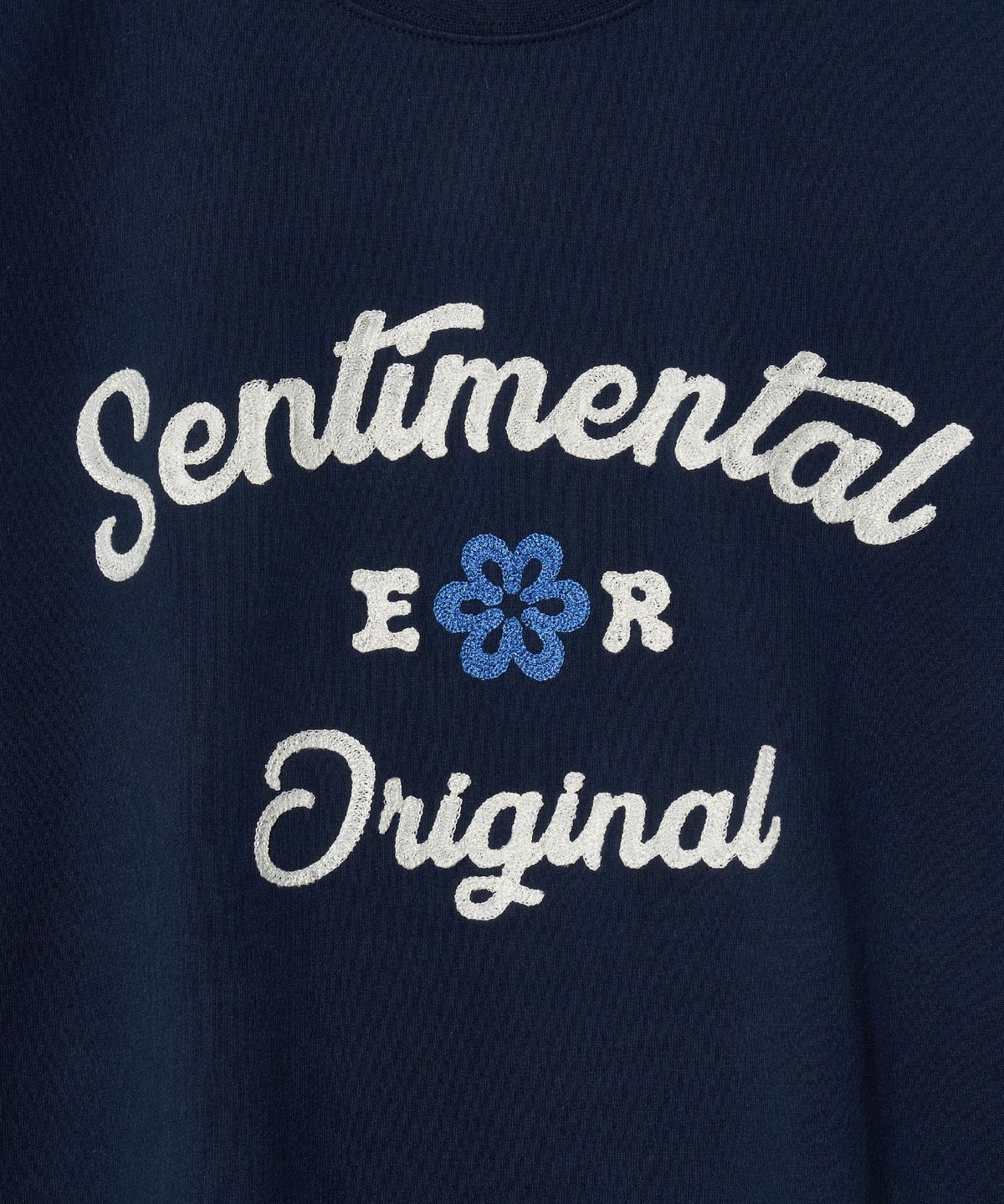 이코르(ECORR) [UNISEX] 클로버 자수 반팔 티셔츠_네이비