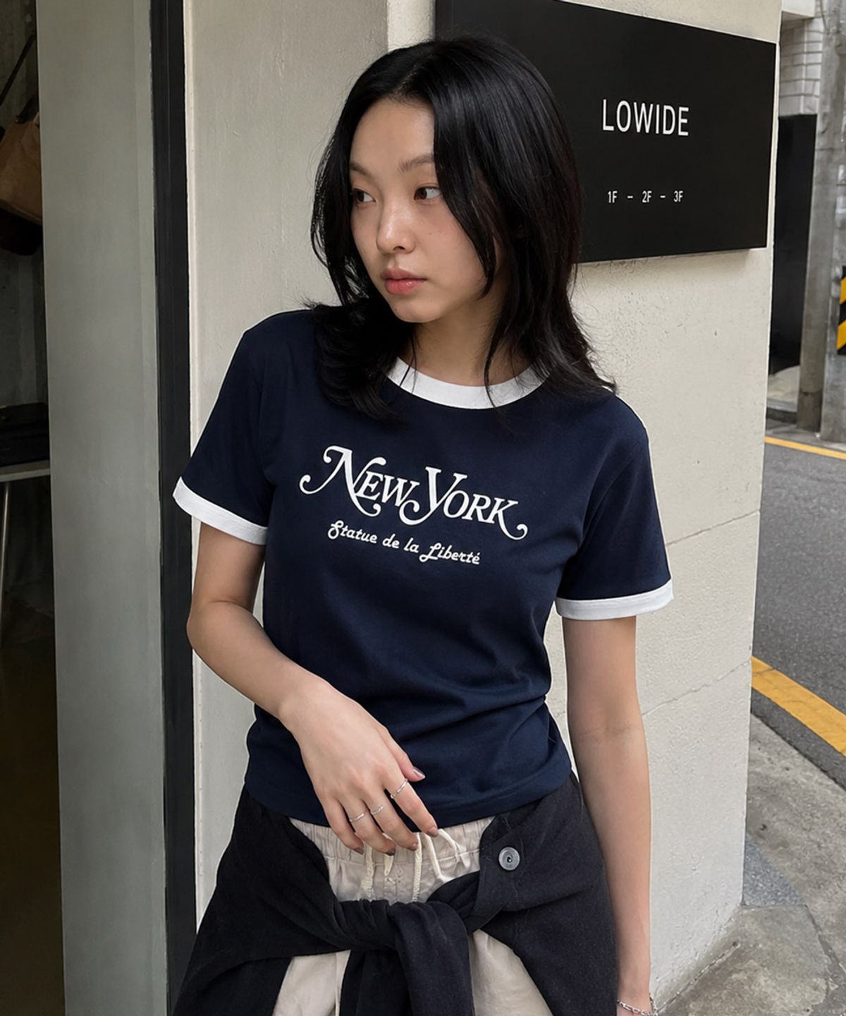 이코르(ECORR) [UNISEX] 클래식 시티 링거티셔츠_네이비