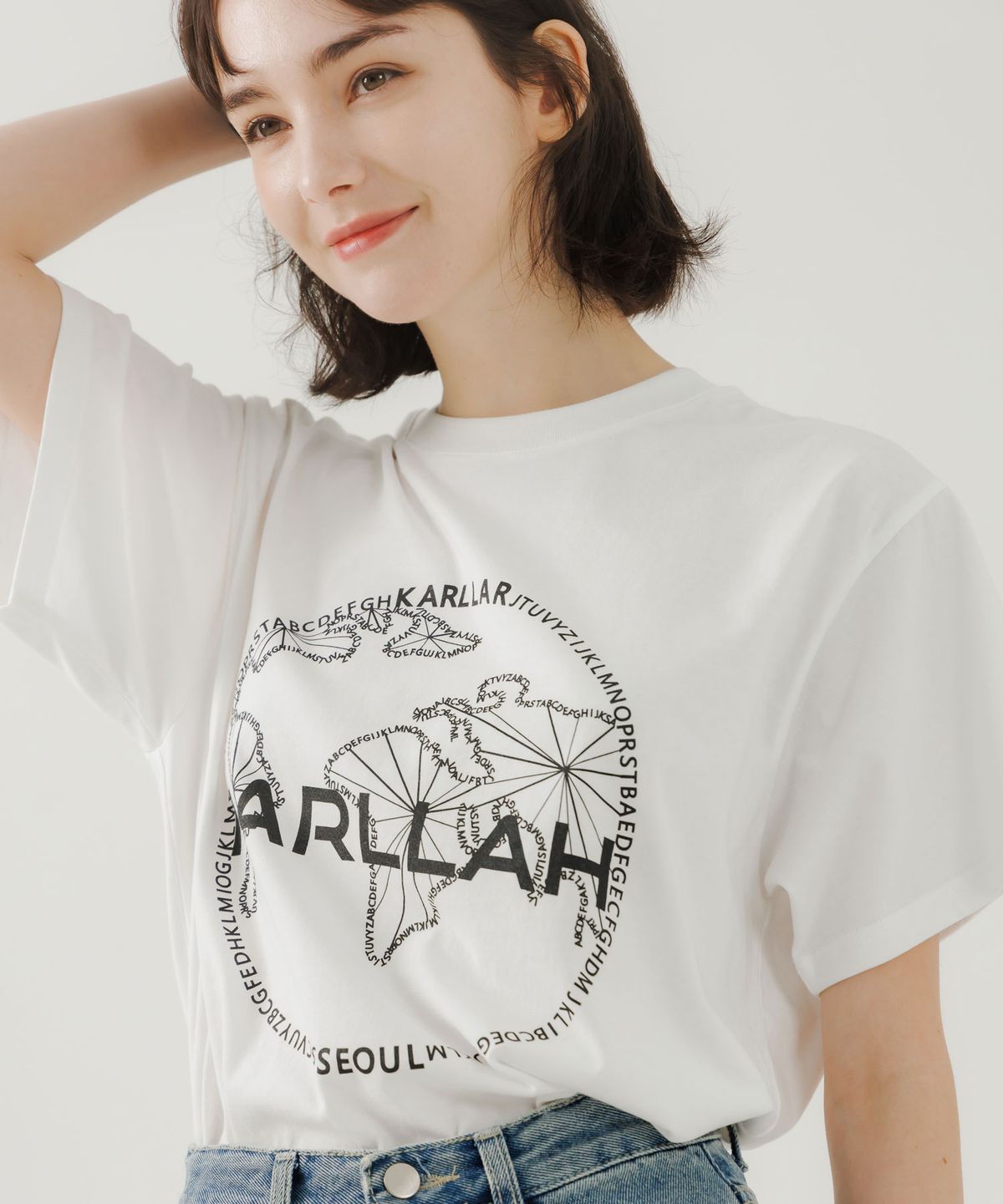 칼라(KARLLAH) 월드 와이드 프린트 반팔 티셔츠-화이트