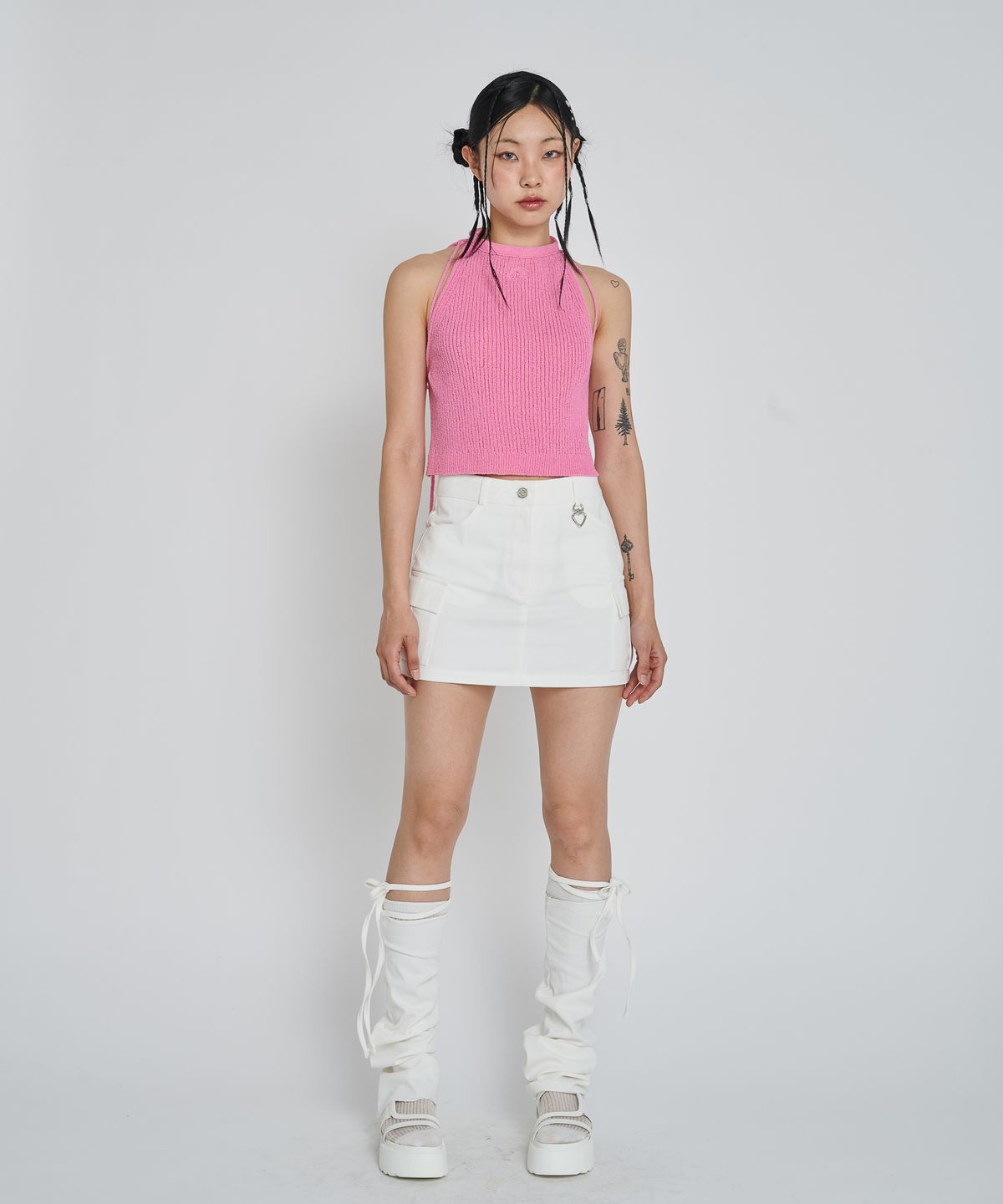 언유주얼 노말(UNUSUALNORMAL) BOOKLE HALTER KNIT TOP_PINK