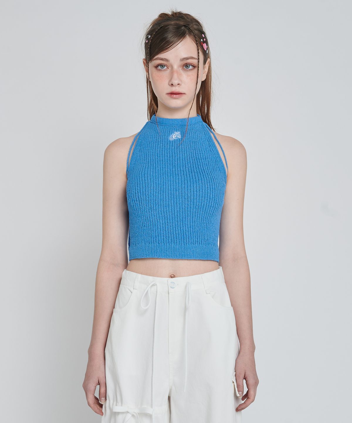 언유주얼 노말(UNUSUALNORMAL) BOOKLE HALTER KNIT TOP_BLUE
