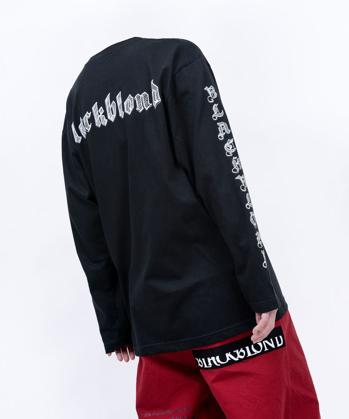 블랙블론드(BLACKBLOND) 비비디 스케치 로고 긴팔티 (블랙)