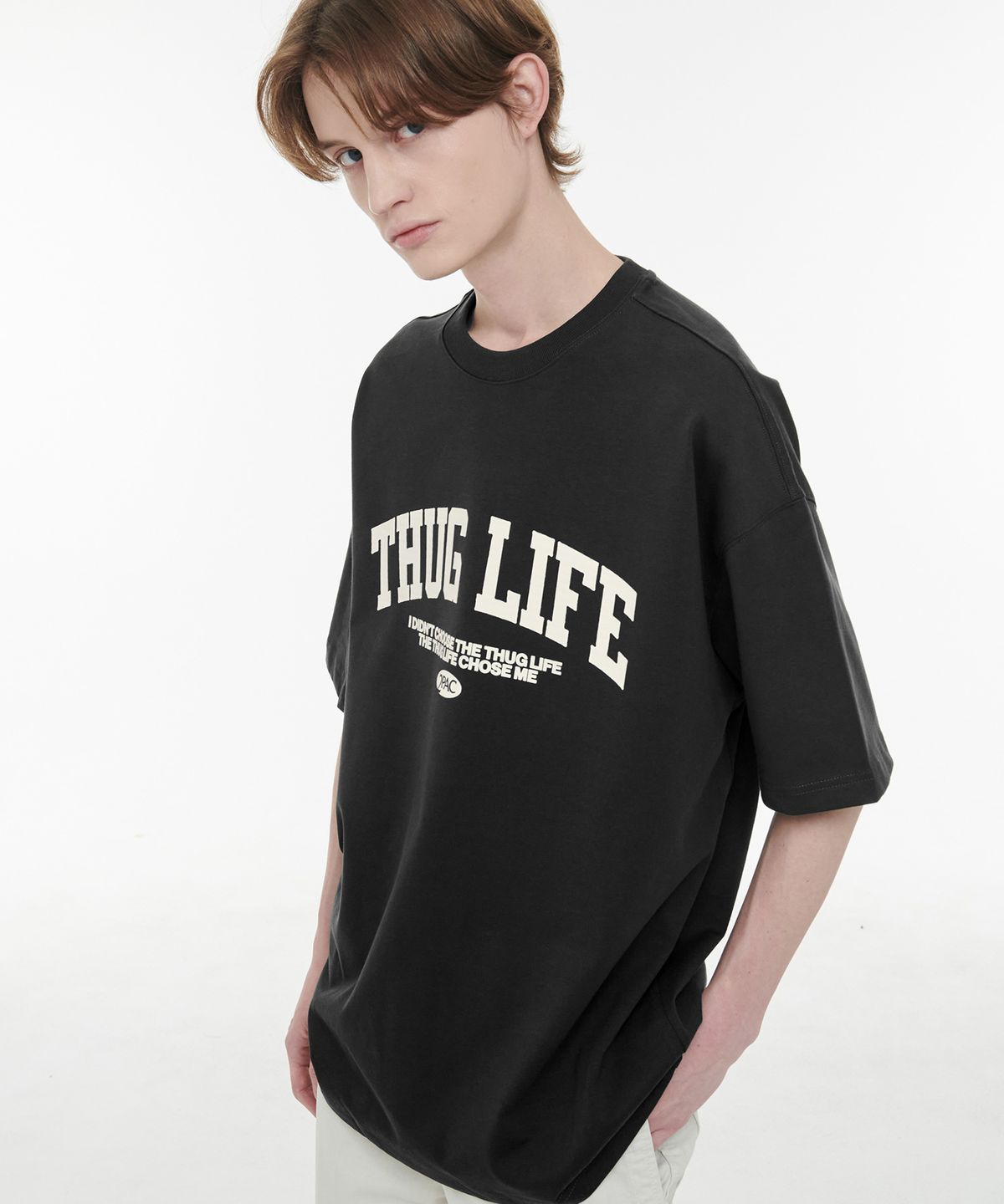 브라바도(BRAVADO) TUPAC THUG LIFE COLLEGIATE BK (BRENT2481)