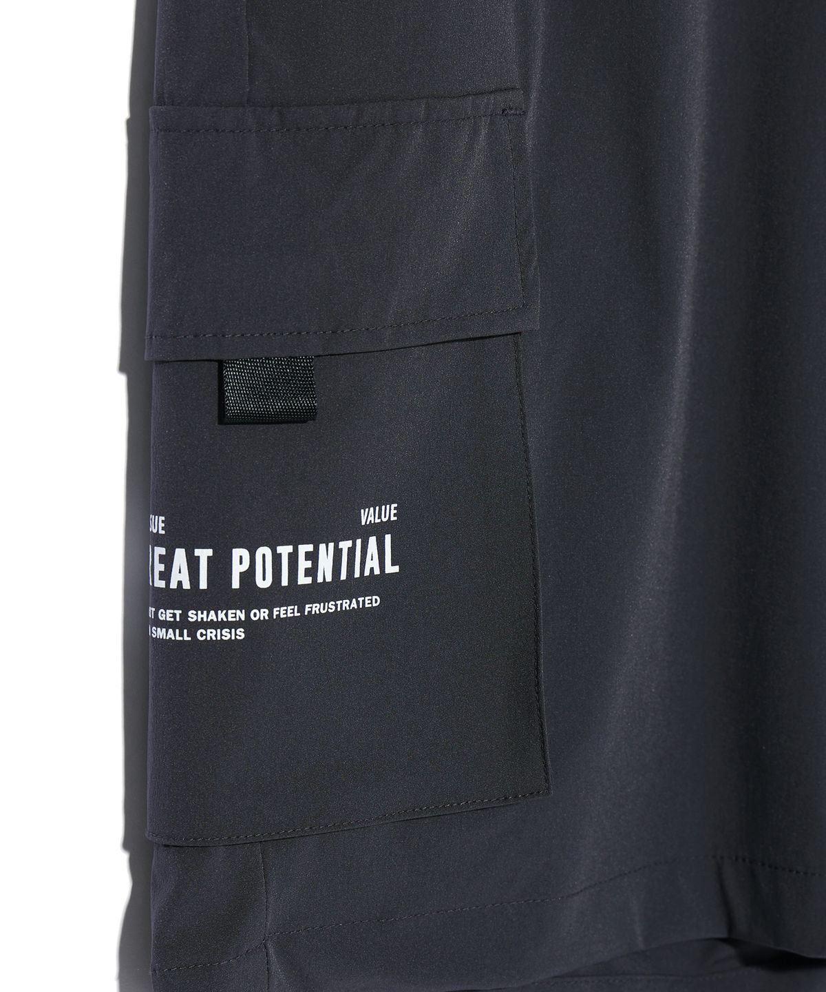 벙커버스터(BUNKERBUSTER) 워딩 카고 쇼츠 CHARCOAL (MO7PU485-075)