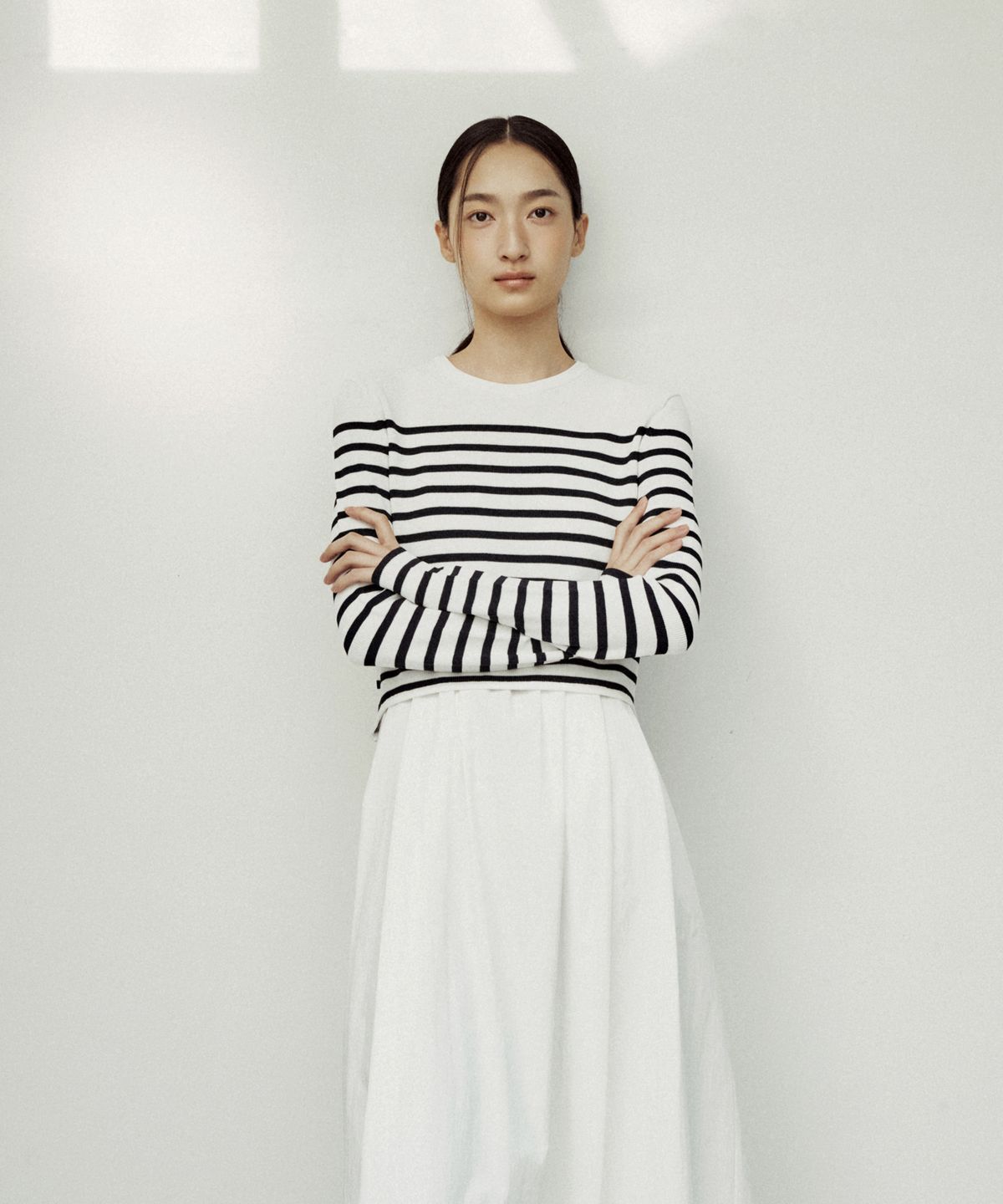 오떼뜨(OCTETTE) MARIN UNBALANCE CROP KNIT