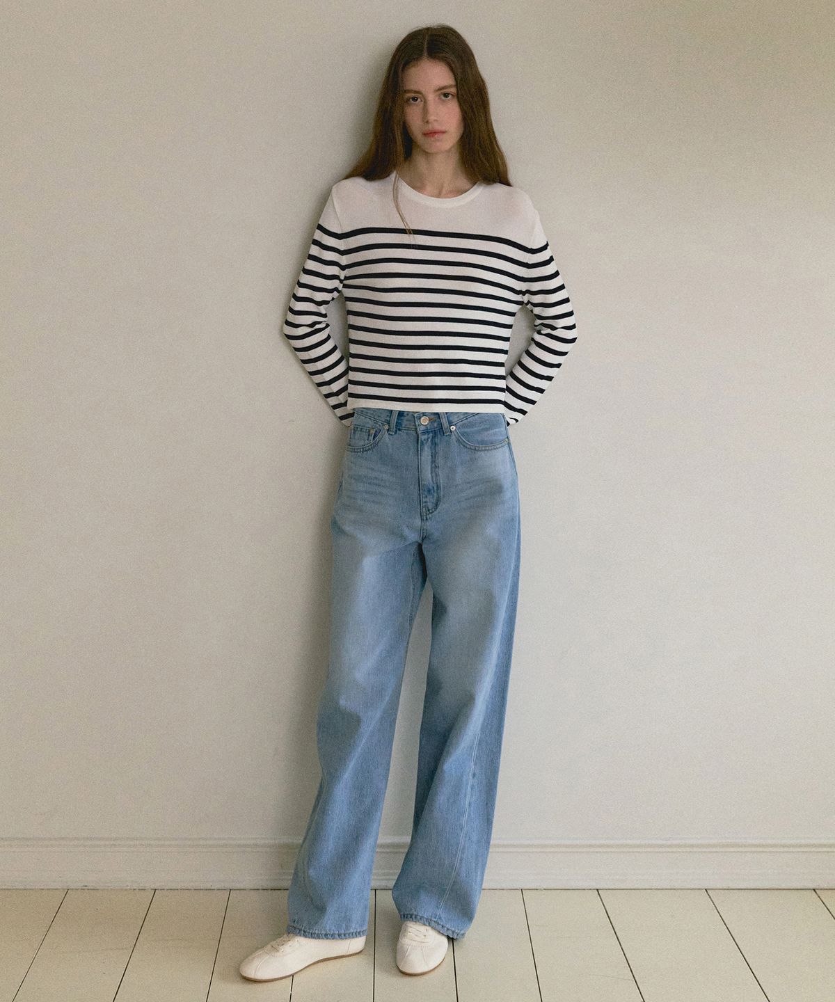 오떼뜨(OCTETTE) MARIN UNBALANCE CROP KNIT