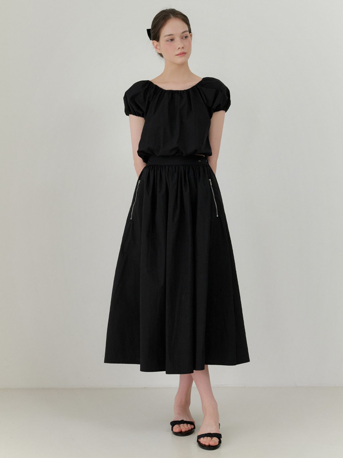 리엘(RE L) Roof shirring skirt (black)