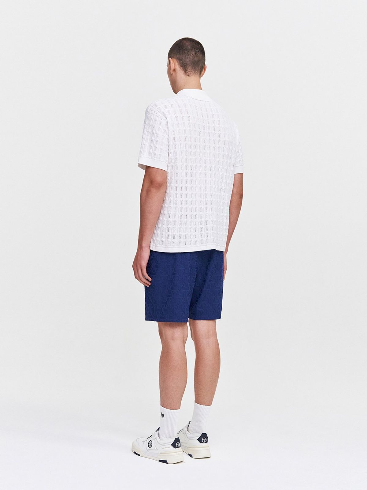 세르지오 타키니(SERGIO TACCHINI) M 리조트 셔츠형 스웨터 (White)