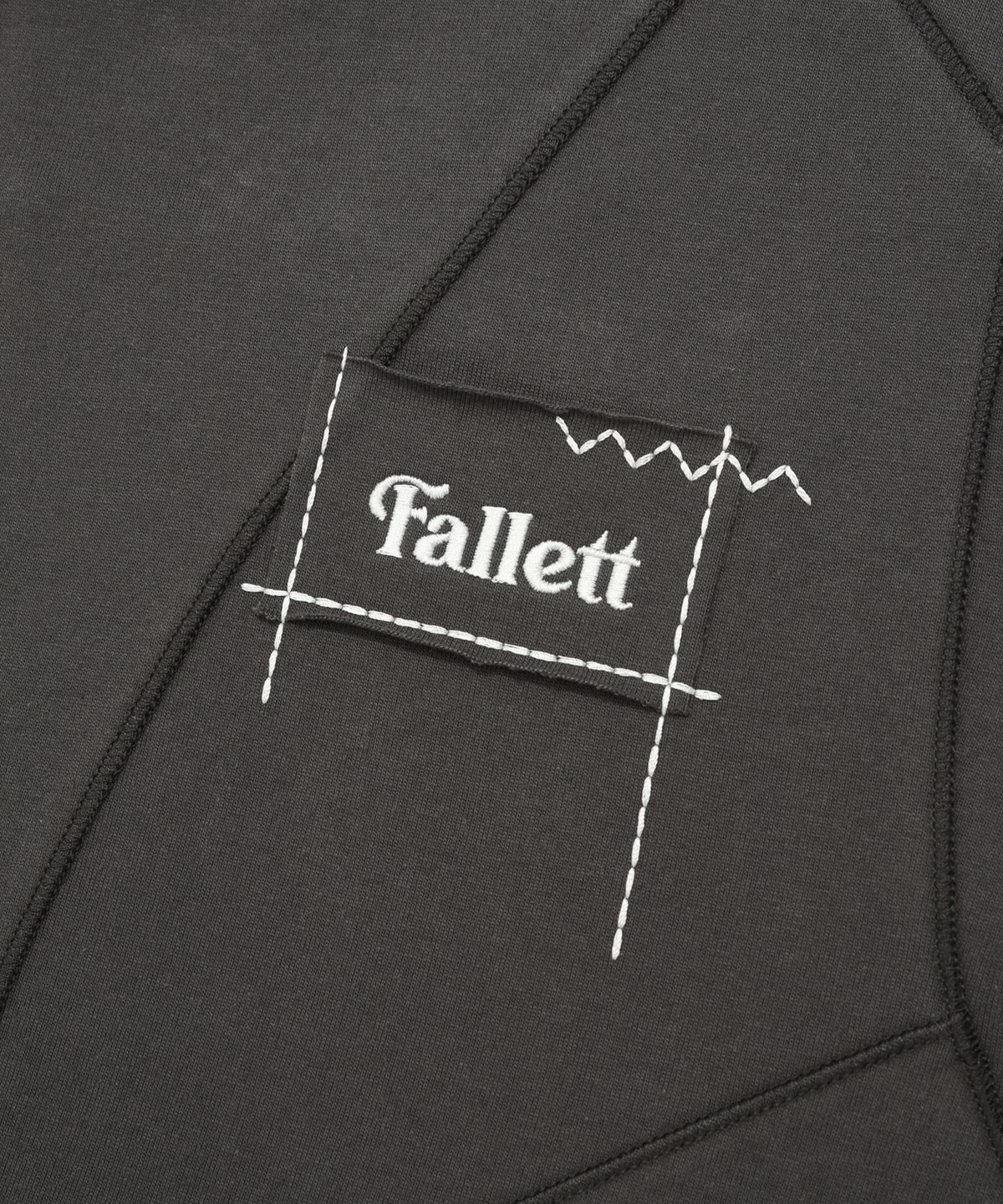 팔렛(FALLETT) 탑 스티치 반팔티 차콜