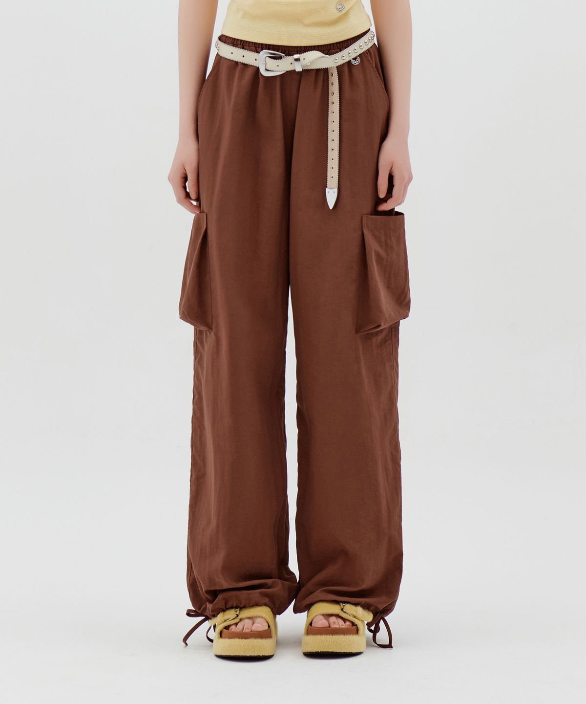 라라폭스(LALAFOX) LYLON POCKET PANTS BROWN BQ2WP018