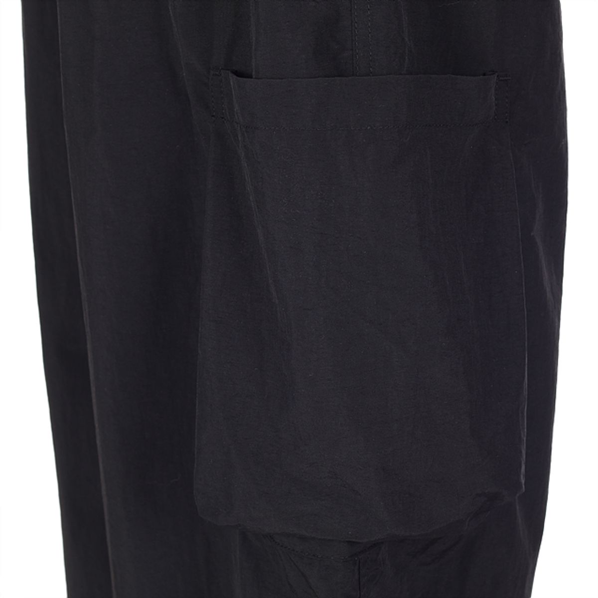 라라폭스(LALAFOX) LYLON POCKET PANTS BLACK BQ2WP022
