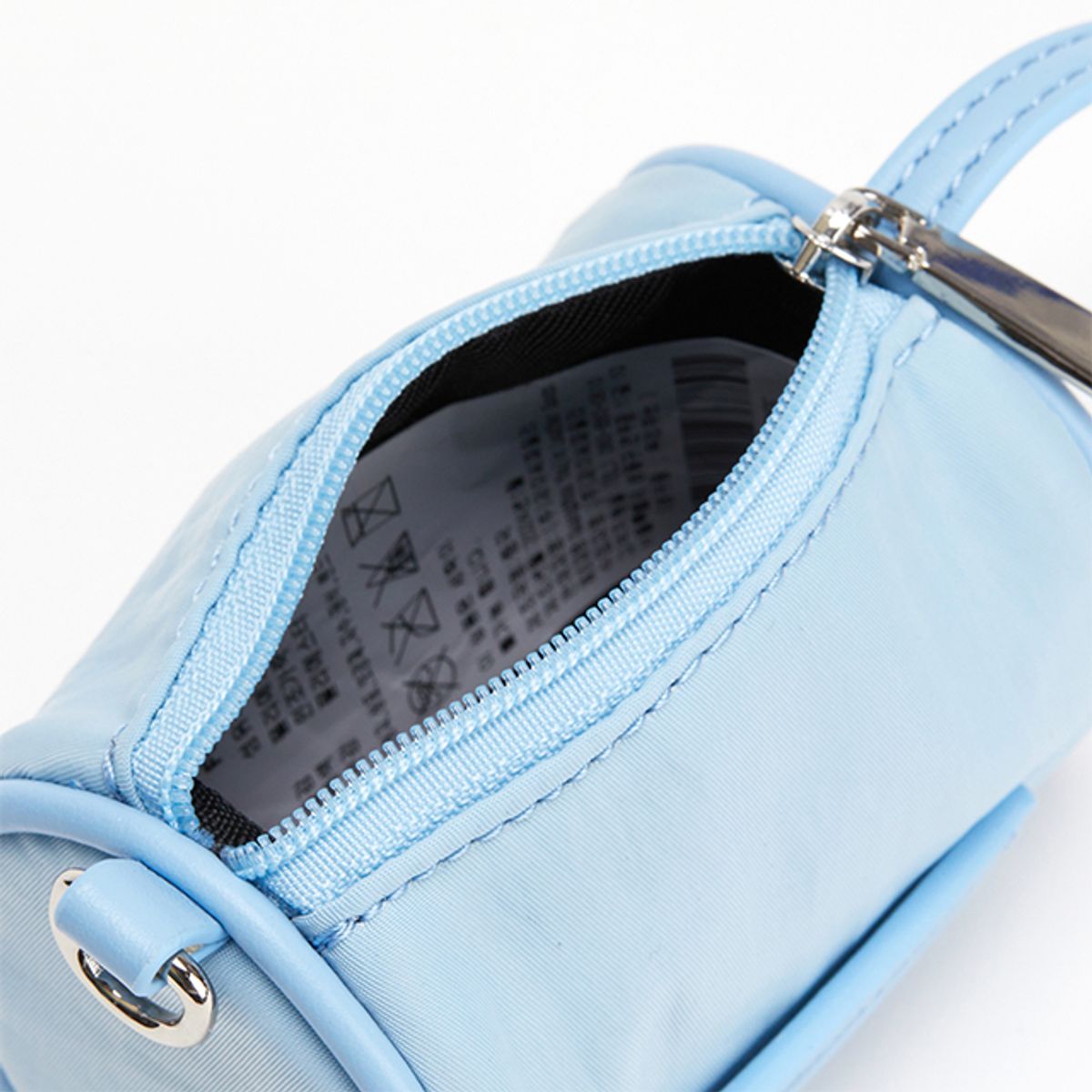 랩(LAP) CYLINDER POUCH BAG CHARM AQ7AB421