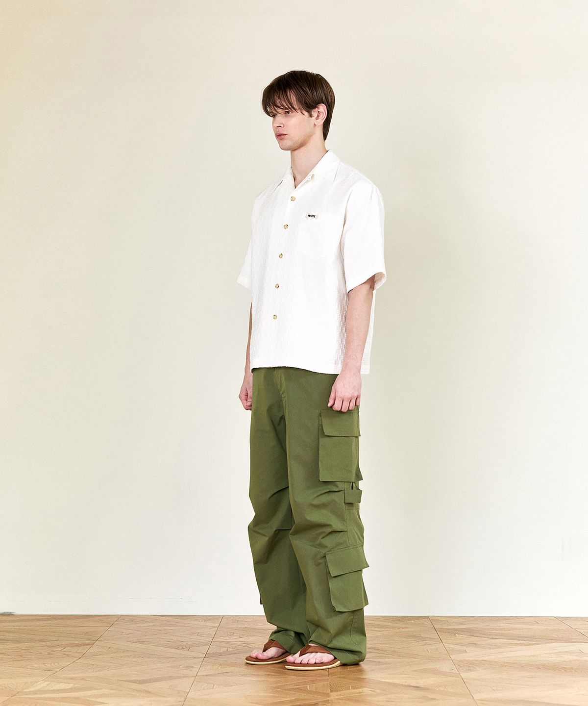 호이테(HEUTE) CONVERTIBLE COLLAR SHORT SLEEVE SHIRT (WHITE)