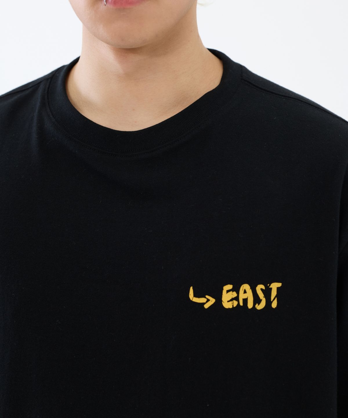 이스트서비스샵(eastserviceshop) Night Drawing Half T- Black