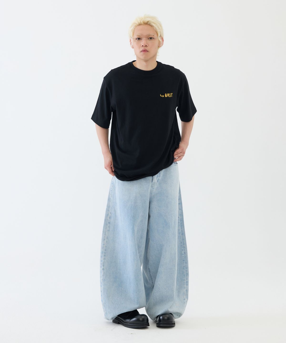 이스트서비스샵(eastserviceshop) Night Drawing Half T- Black