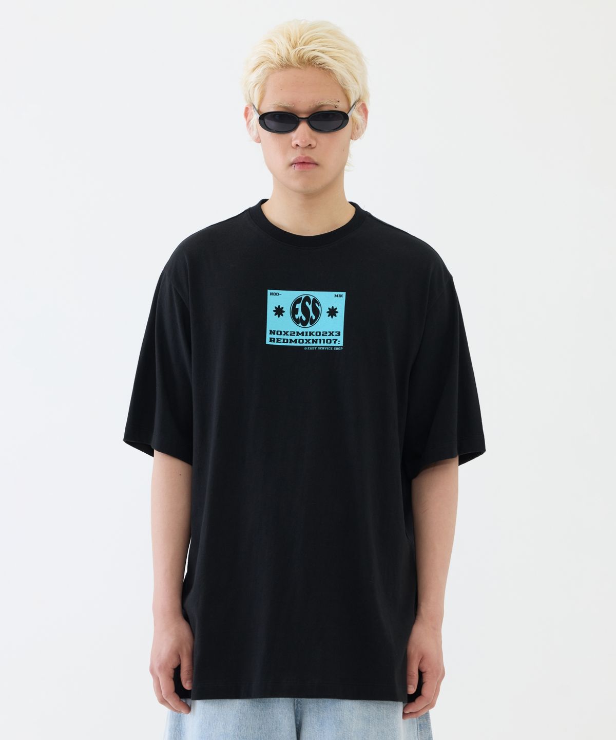 이스트서비스샵(eastserviceshop) Noomik Half T - Black