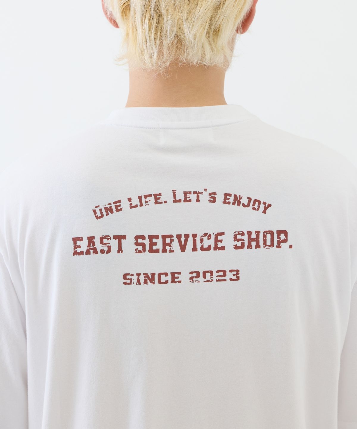 이스트서비스샵(eastserviceshop) Stamp Pocket Half T - White