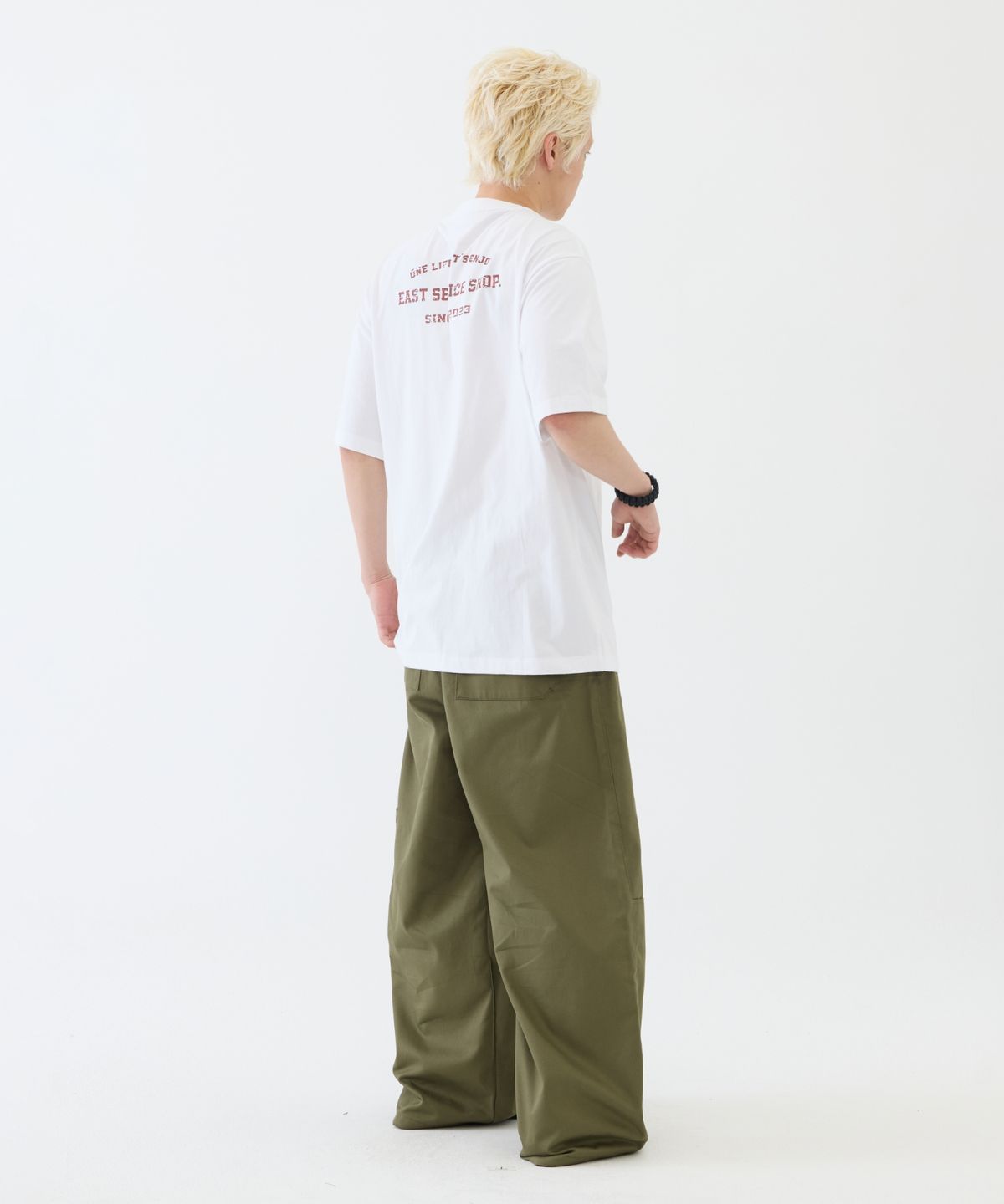 이스트서비스샵(eastserviceshop) Stamp Pocket Half T - White