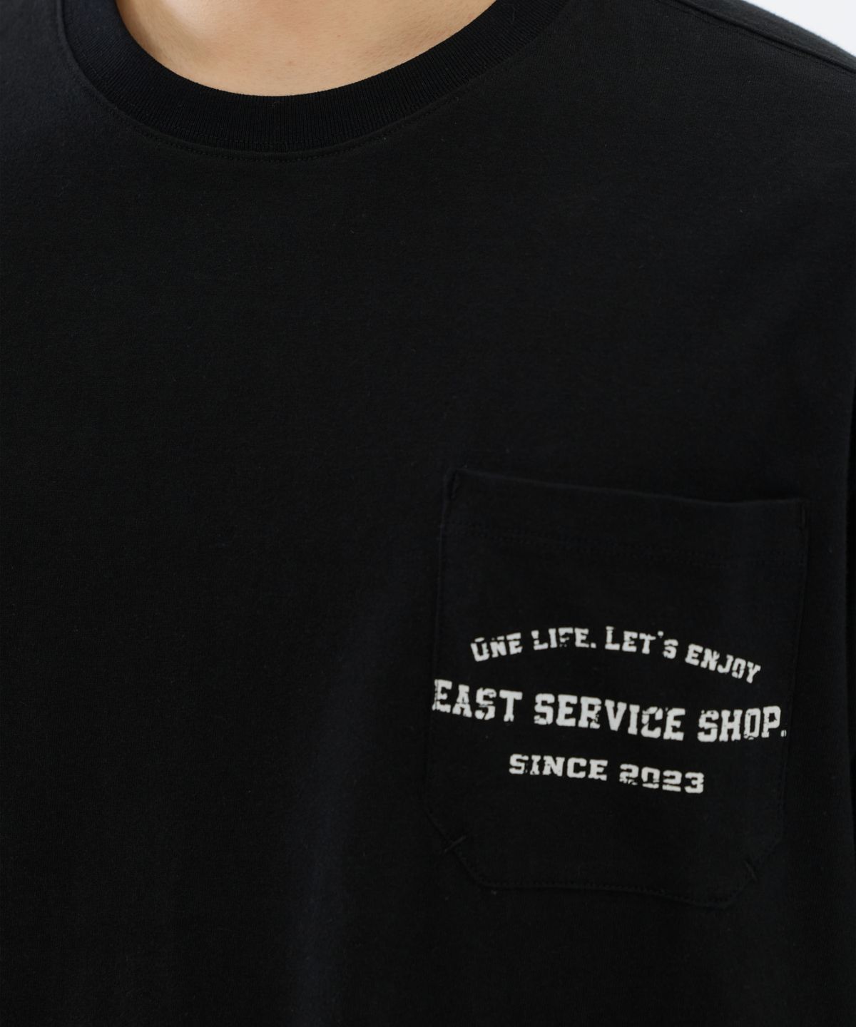 이스트서비스샵(eastserviceshop) Stamp Pocket Half T - Black