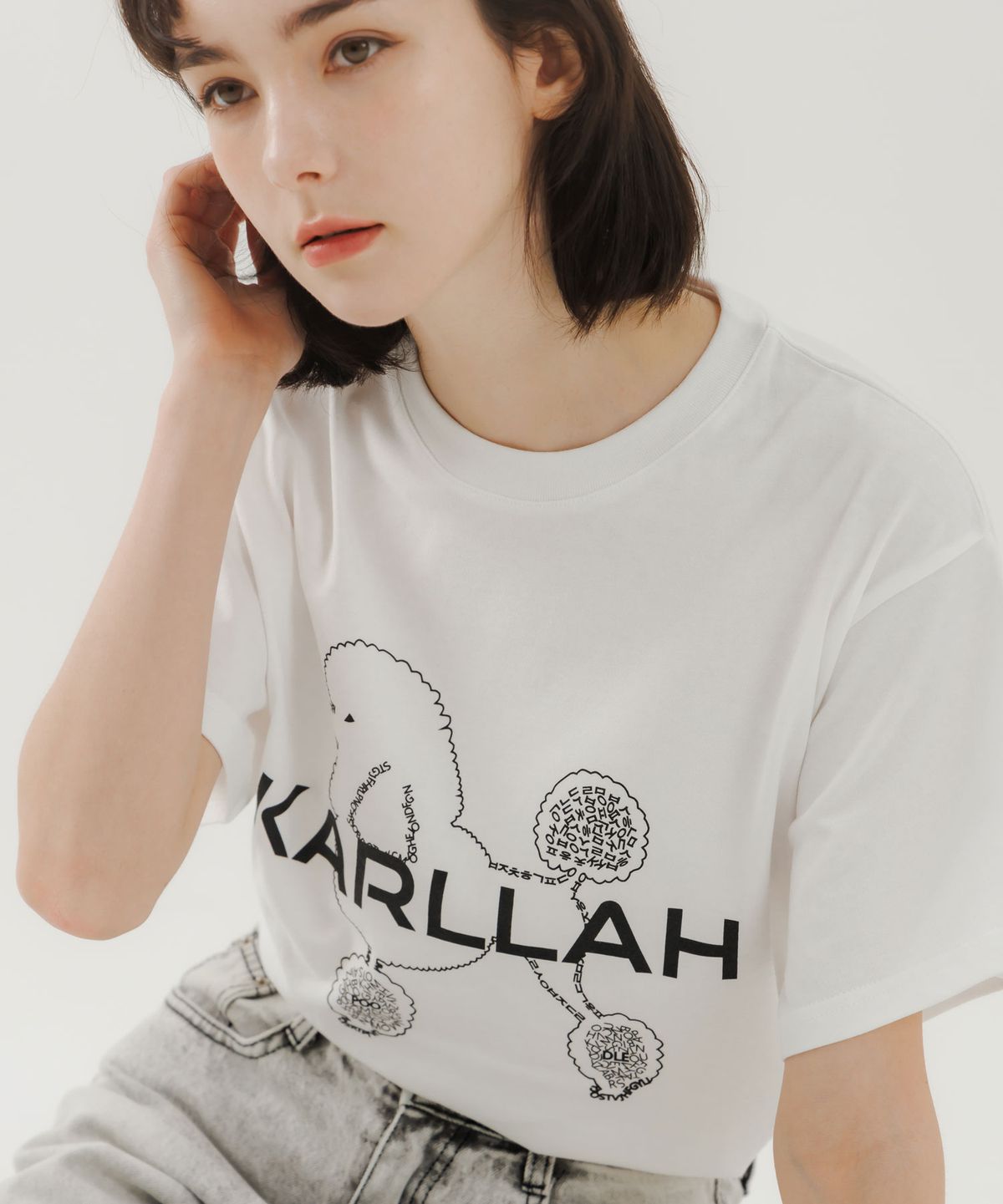 칼라(KARLLAH) 푸들 프린트 반팔 티셔츠- 화이트