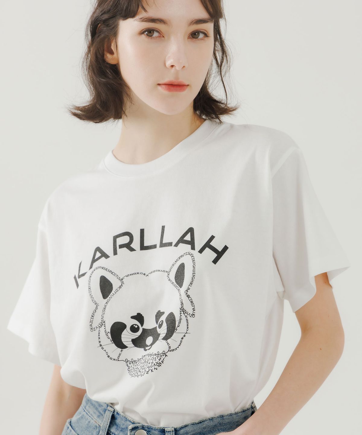 칼라(KARLLAH) 레서펜더 프린트 반팔 티셔츠-화이트