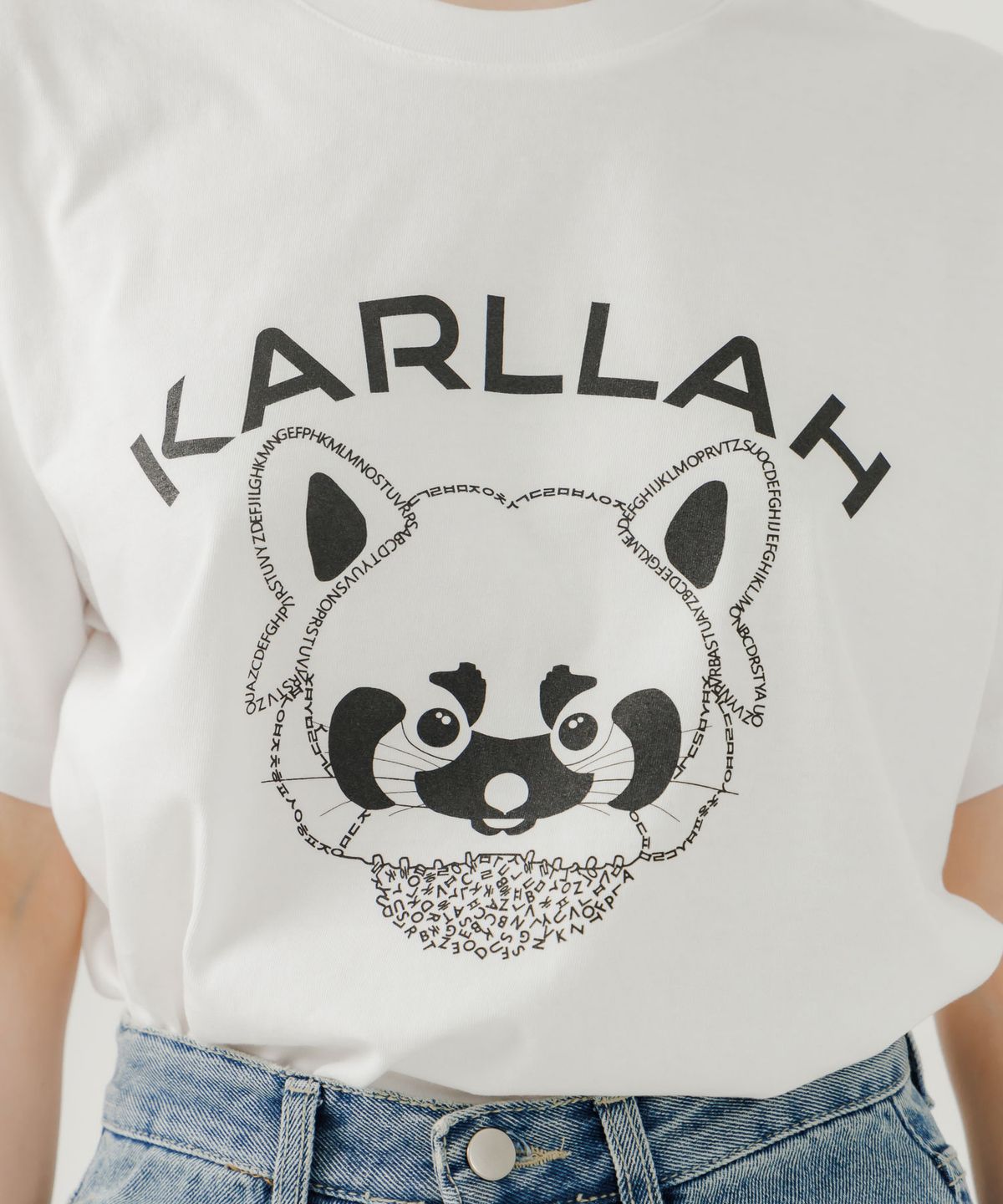 칼라(KARLLAH) 레서펜더 프린트 반팔 티셔츠-화이트