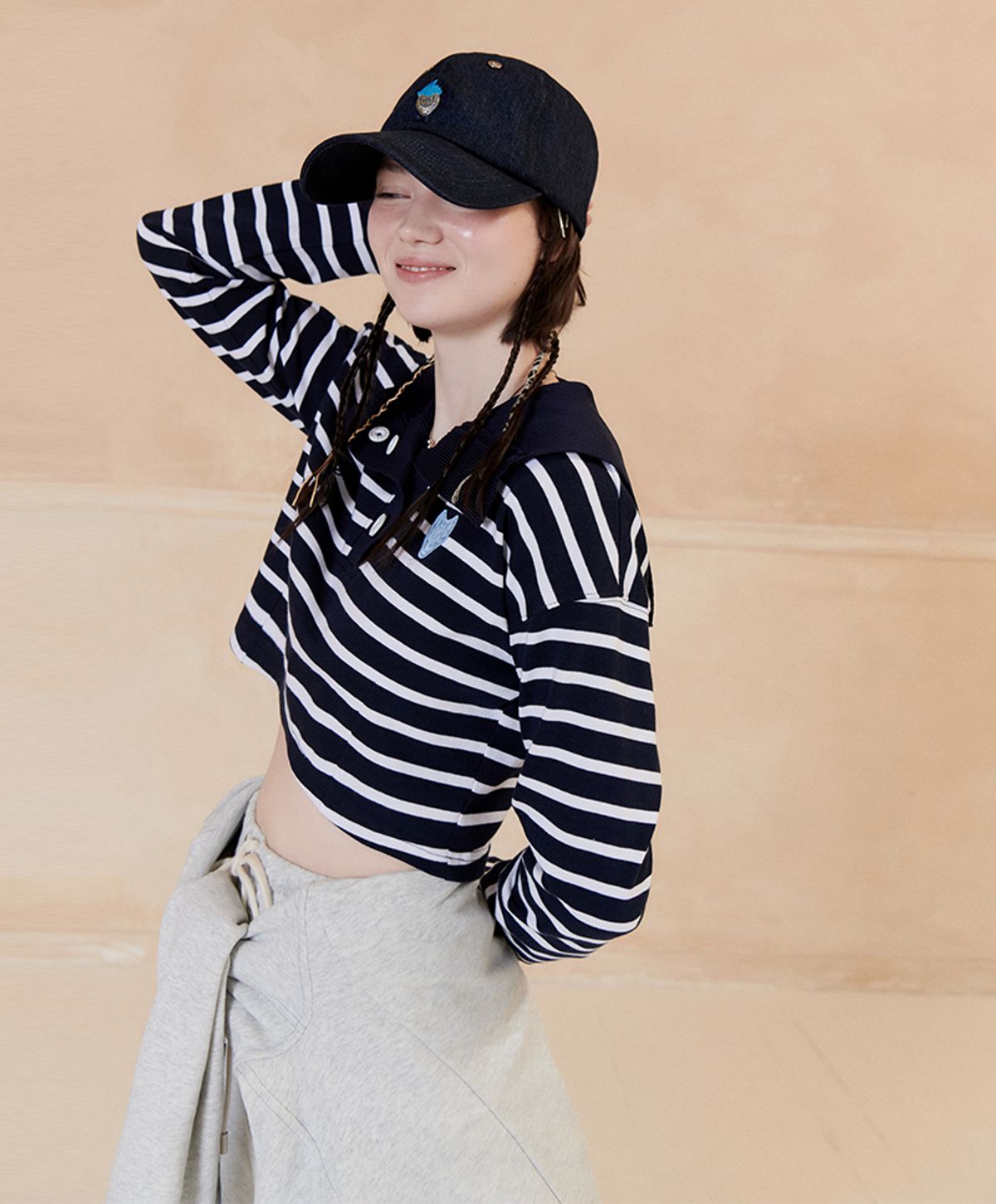 누크피터(NUUKFITTER) MARINE CROP BUTTON T-SHIRT_WOMEN [NAVY]