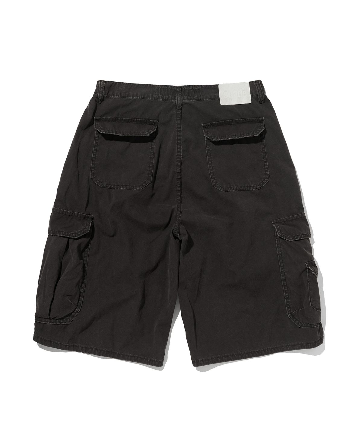 스웨이드(SUADE) WIDE CARGO SHORTS [BLACK]