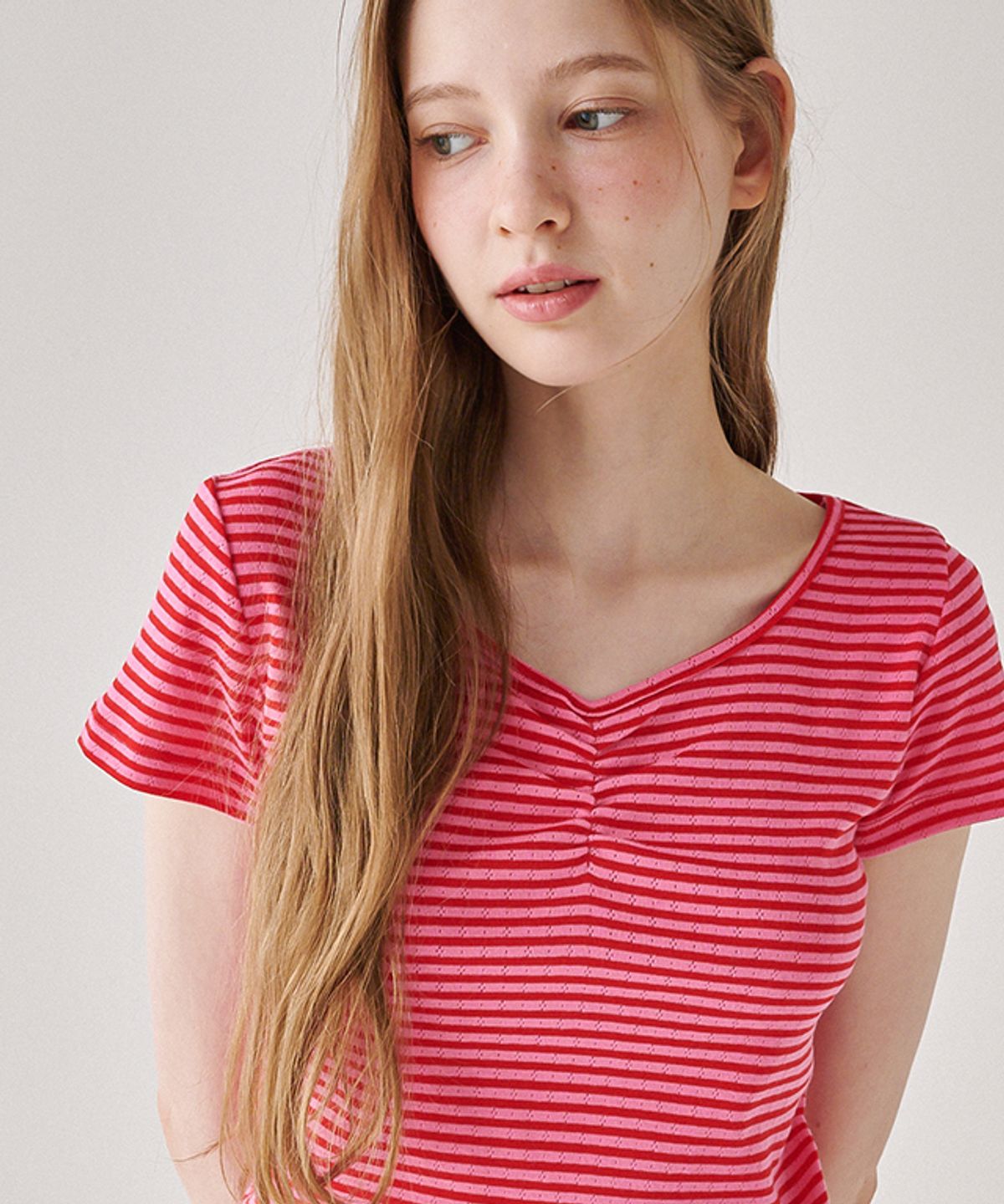 론론(RONRON) EYELET SHIRRING STRIPE T SHIRT RED PINK