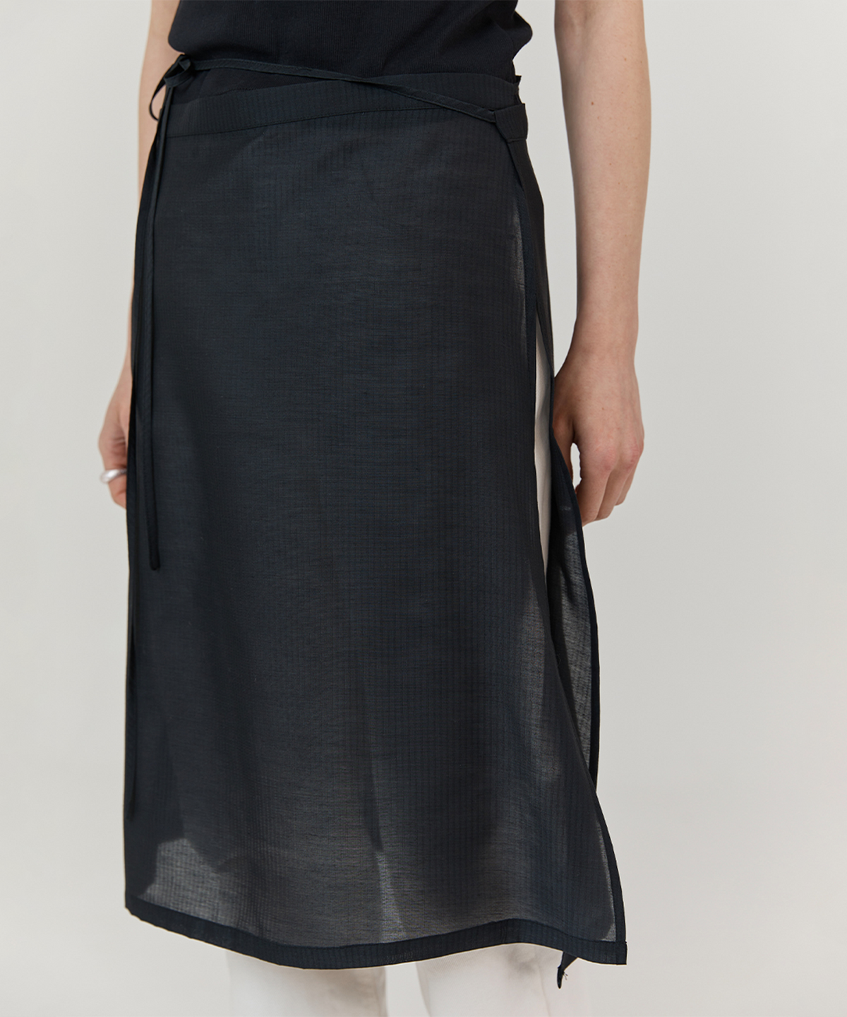 하우스 오브 폰드(HOUSE OF POND) Seethrough layering wrap skirt (Black)