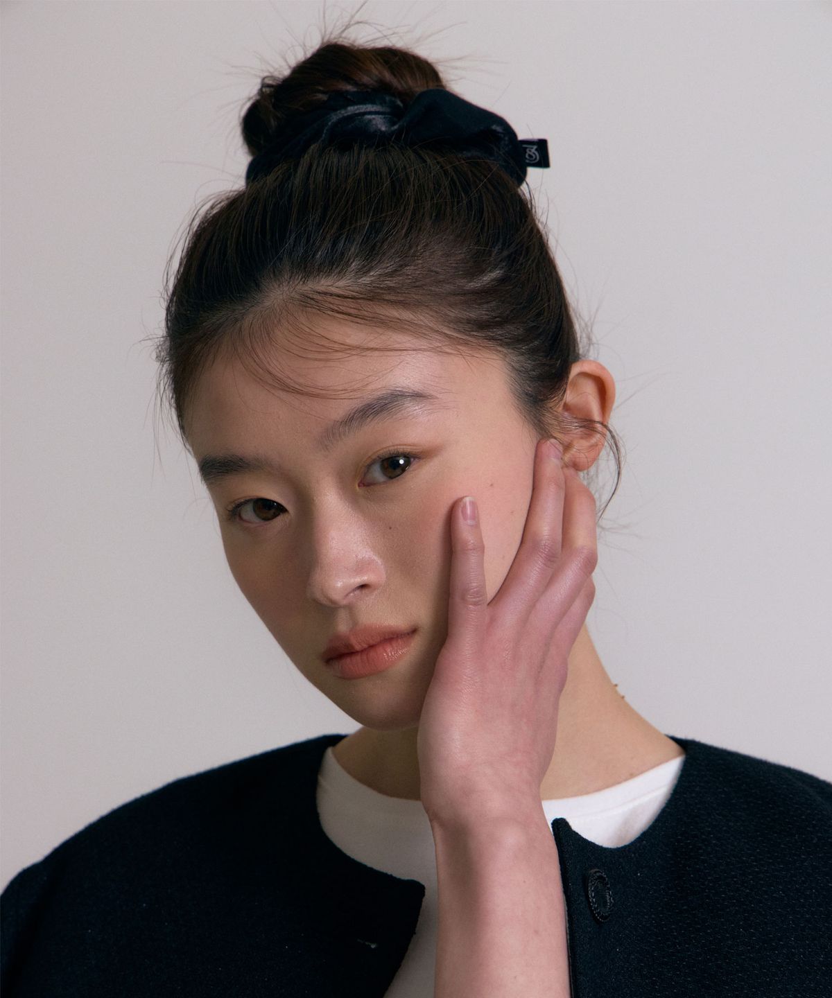 38컴온커먼(38COMEONCOMMON) Sheer Scrunchie (Shine Black)
