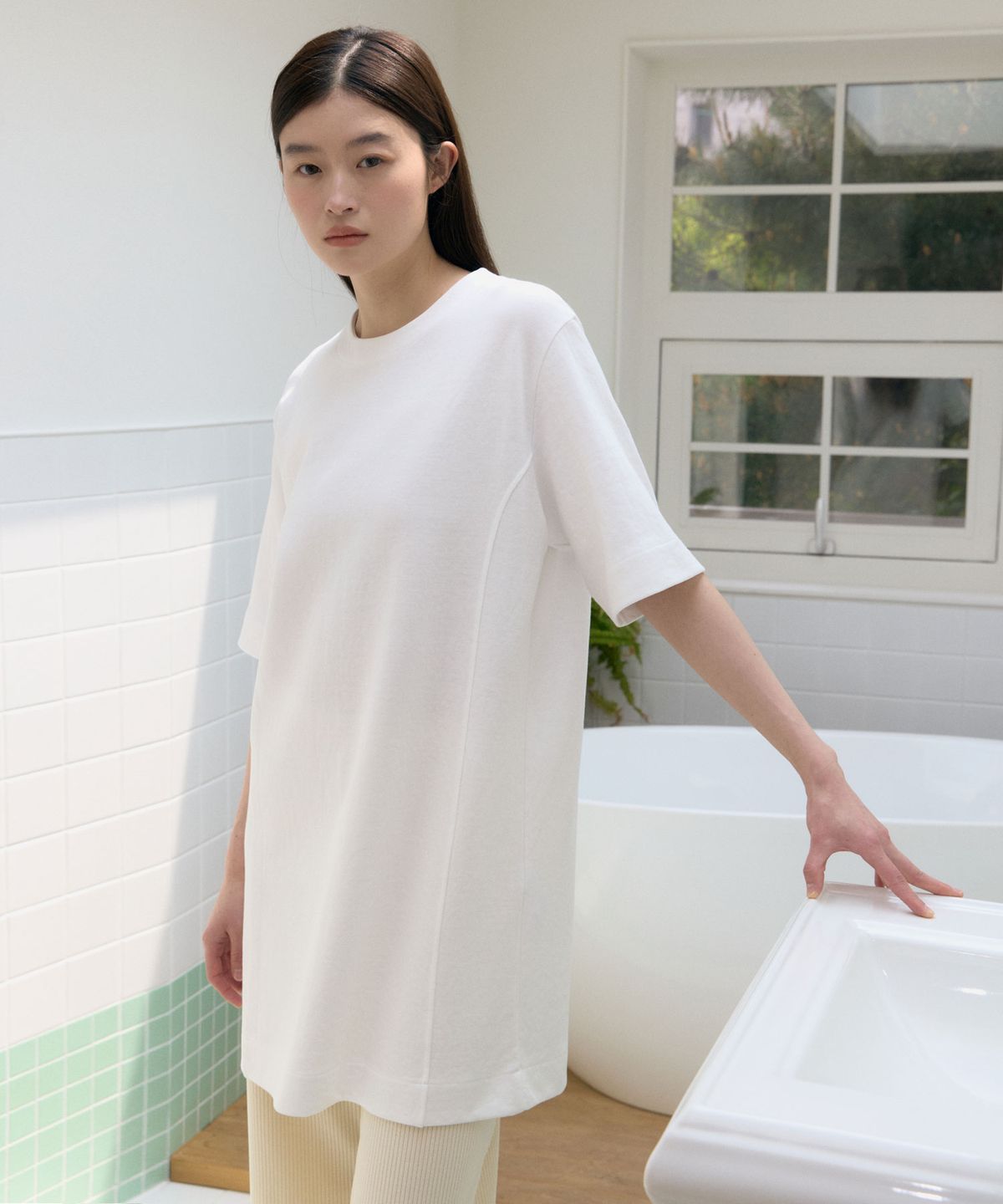 38컴온커먼(38COMEONCOMMON) Half Sleeve Stitch One-Piece (White)