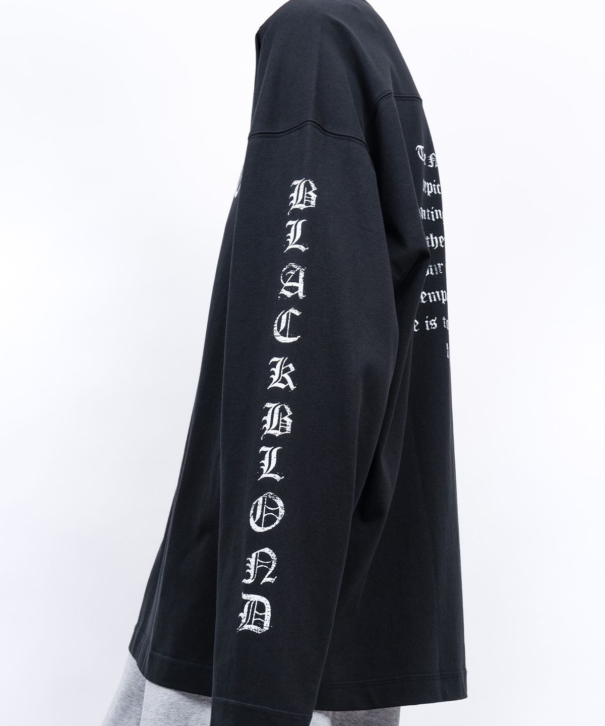 블랙블론드(BLACKBLOND) 비비디 크러쉬드 페이쓰 긴팔티 (블랙)
