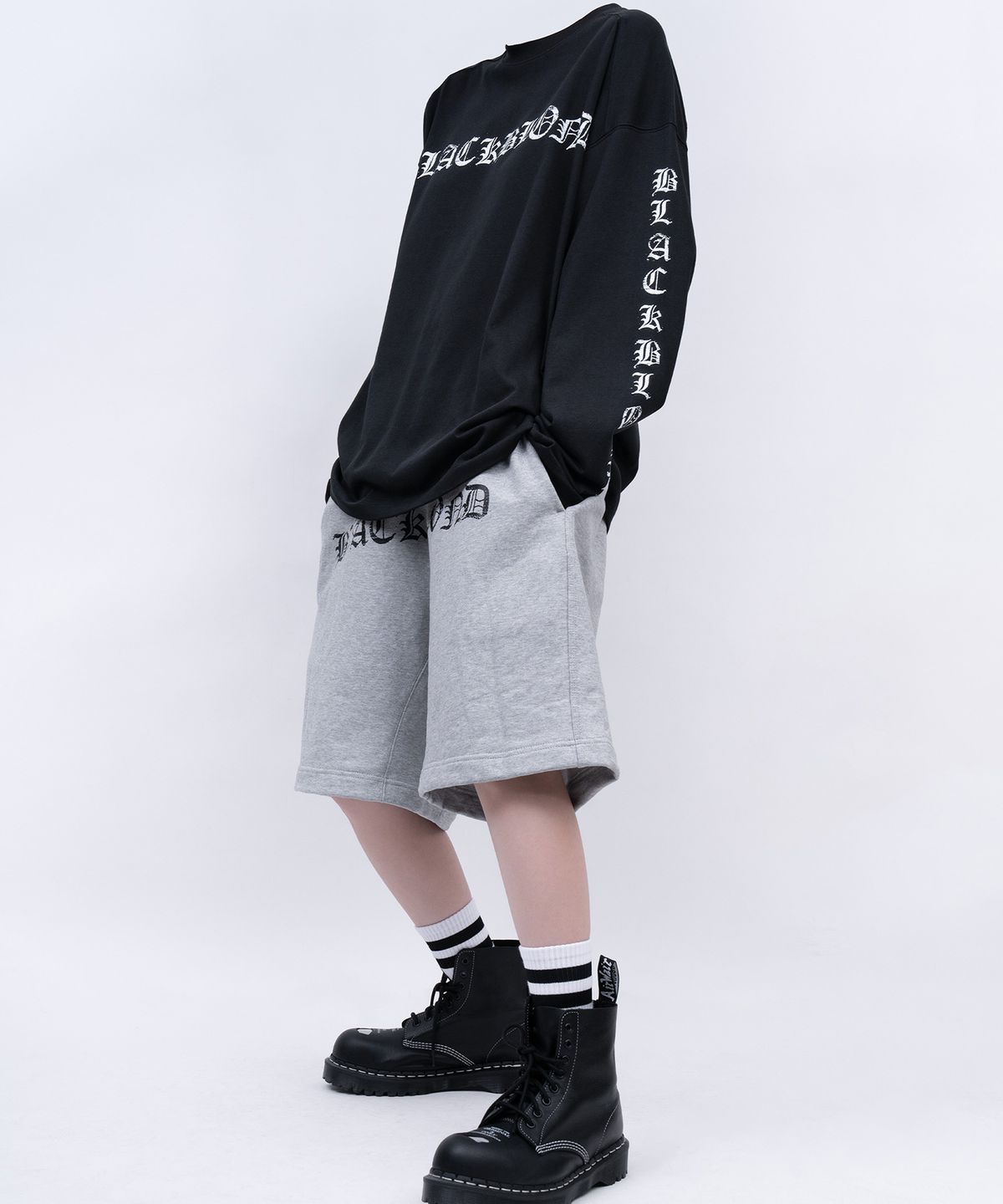 블랙블론드(BLACKBLOND) 비비디 크러쉬드 페이쓰 긴팔티 (블랙)