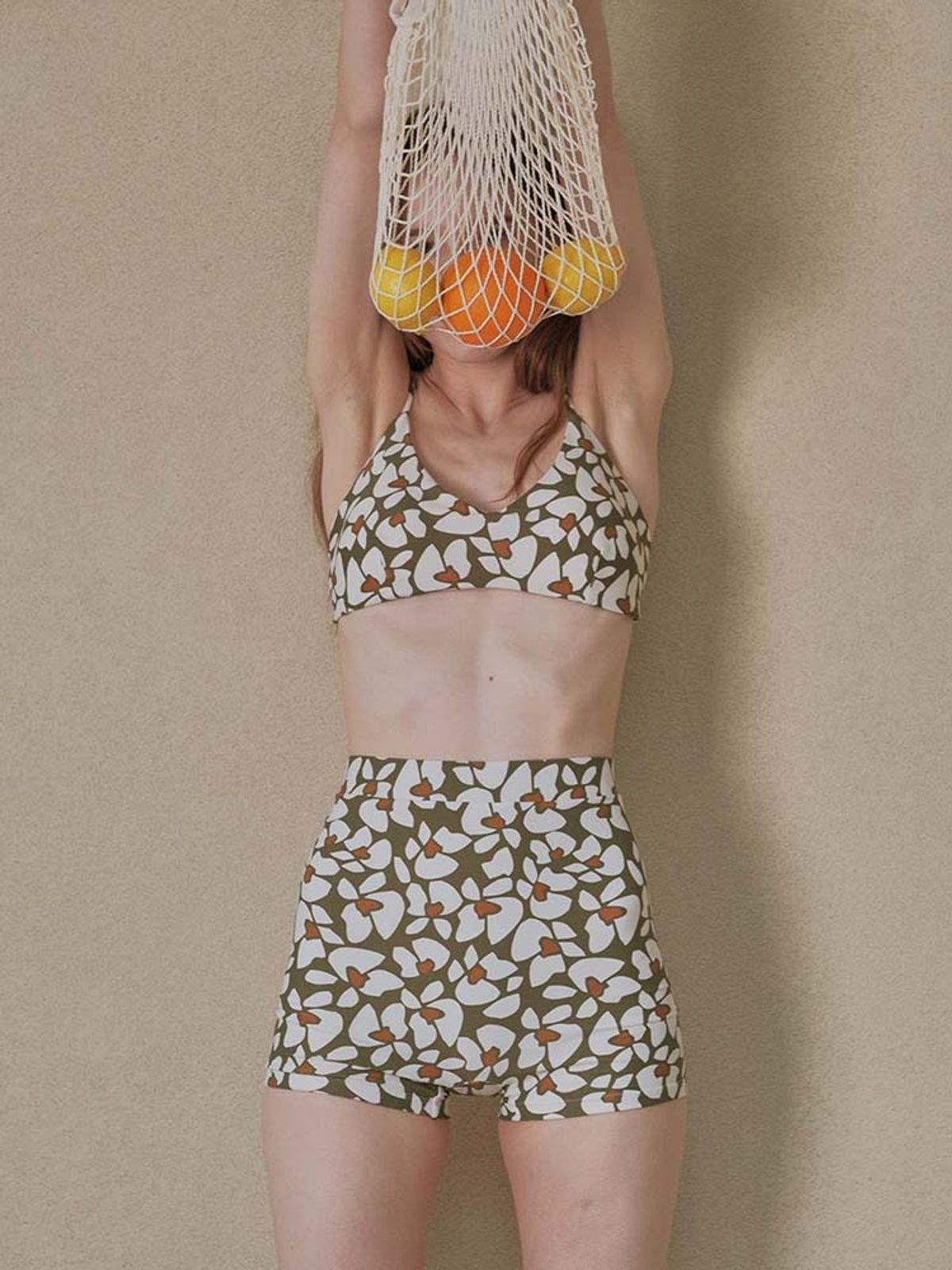 파인베이(FINEBAY) High-rise Shorts, Floral Green