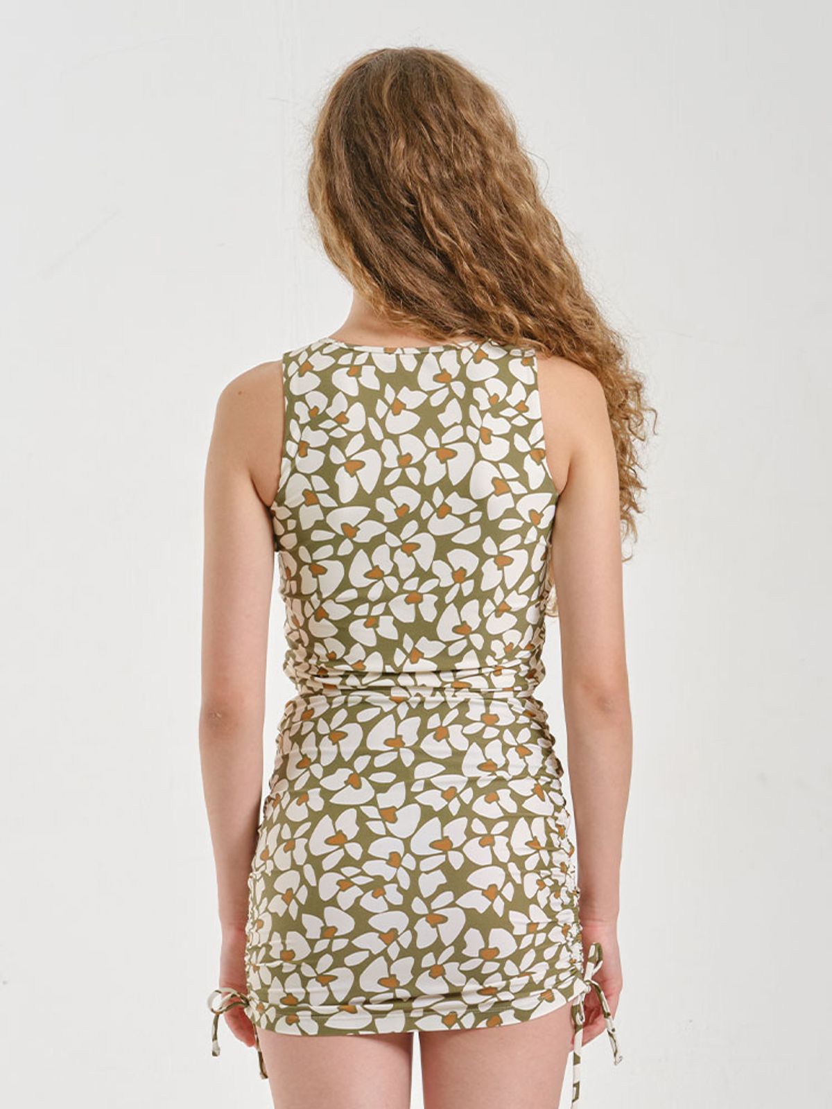 파인베이(FINEBAY) Ruched Tank Top, Floral Green