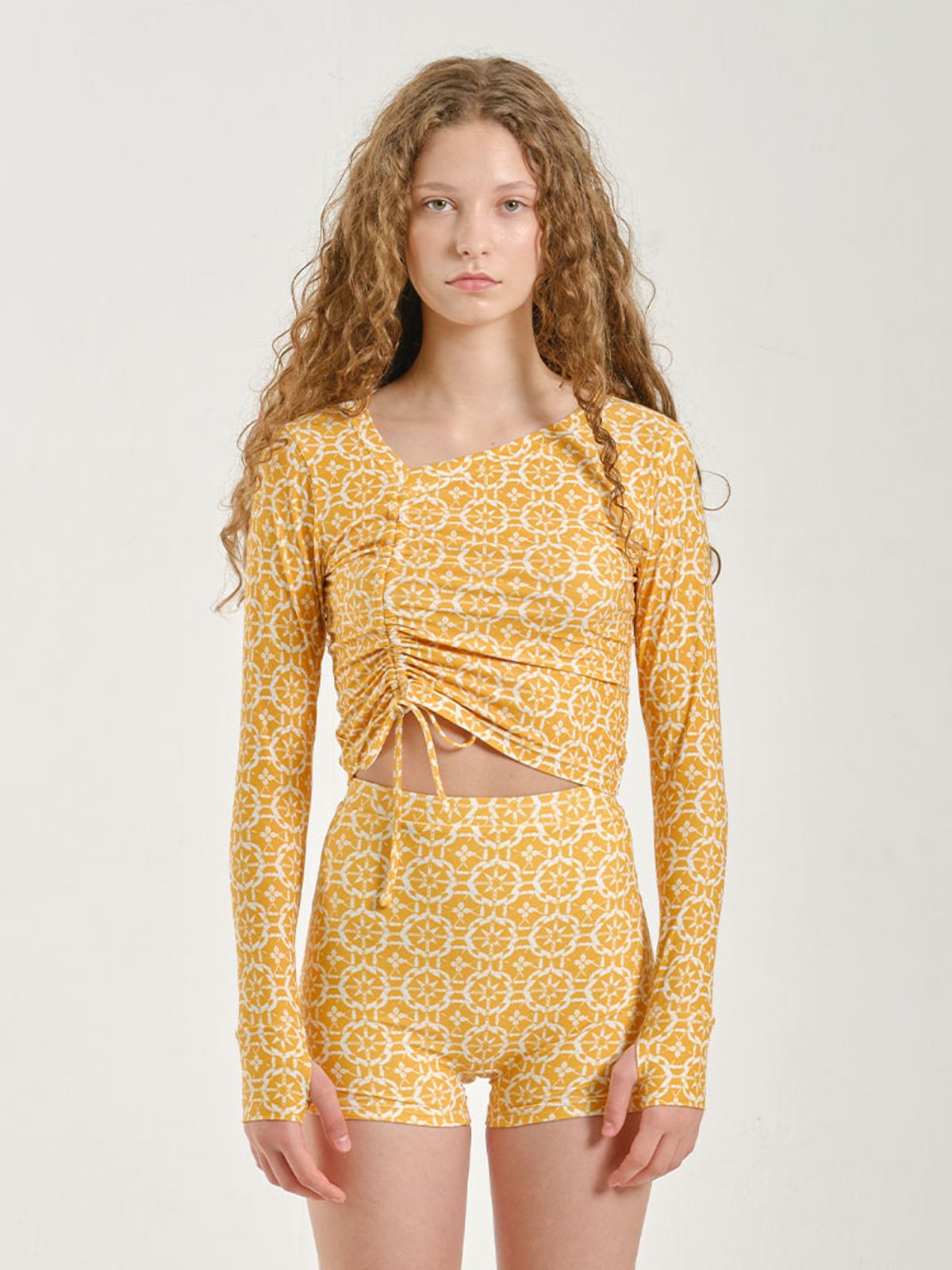 파인베이(FINEBAY) Ruched Rashguard, Geo Yellow