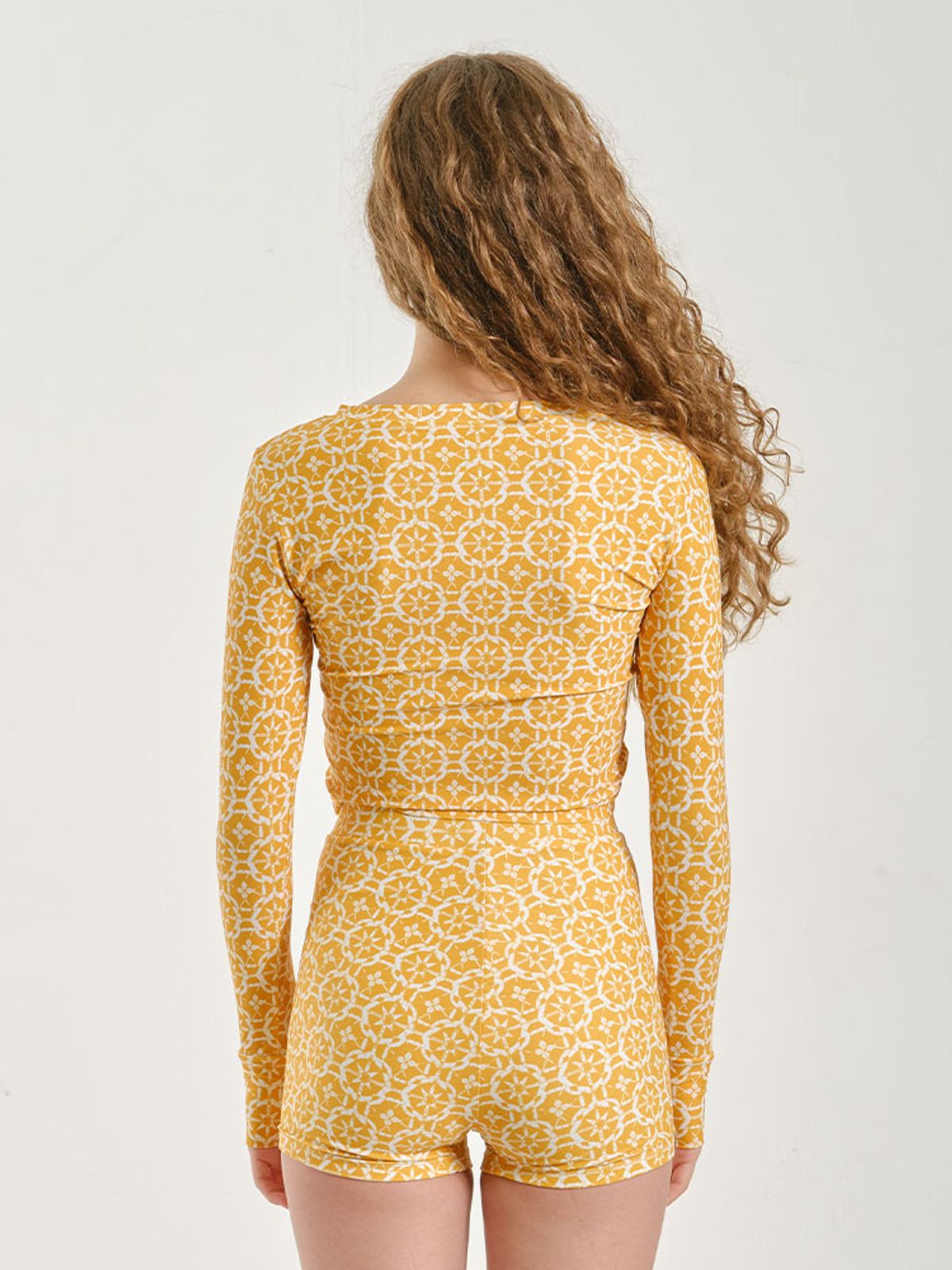 파인베이(FINEBAY) Ruched Rashguard, Geo Yellow
